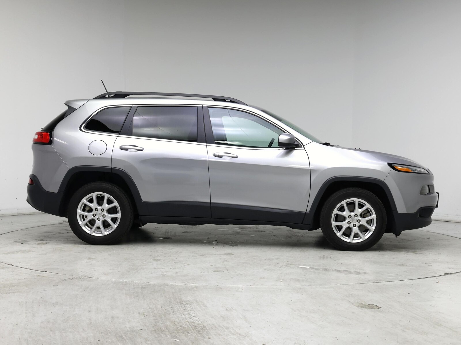 2017 Jeep Cherokee Latitude - Photo 8