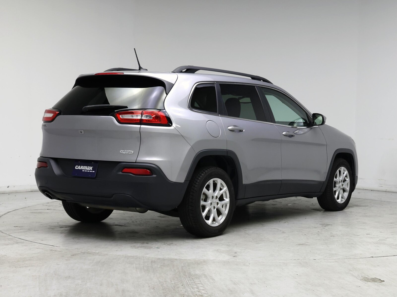 2017 Jeep Cherokee Latitude - Photo 9