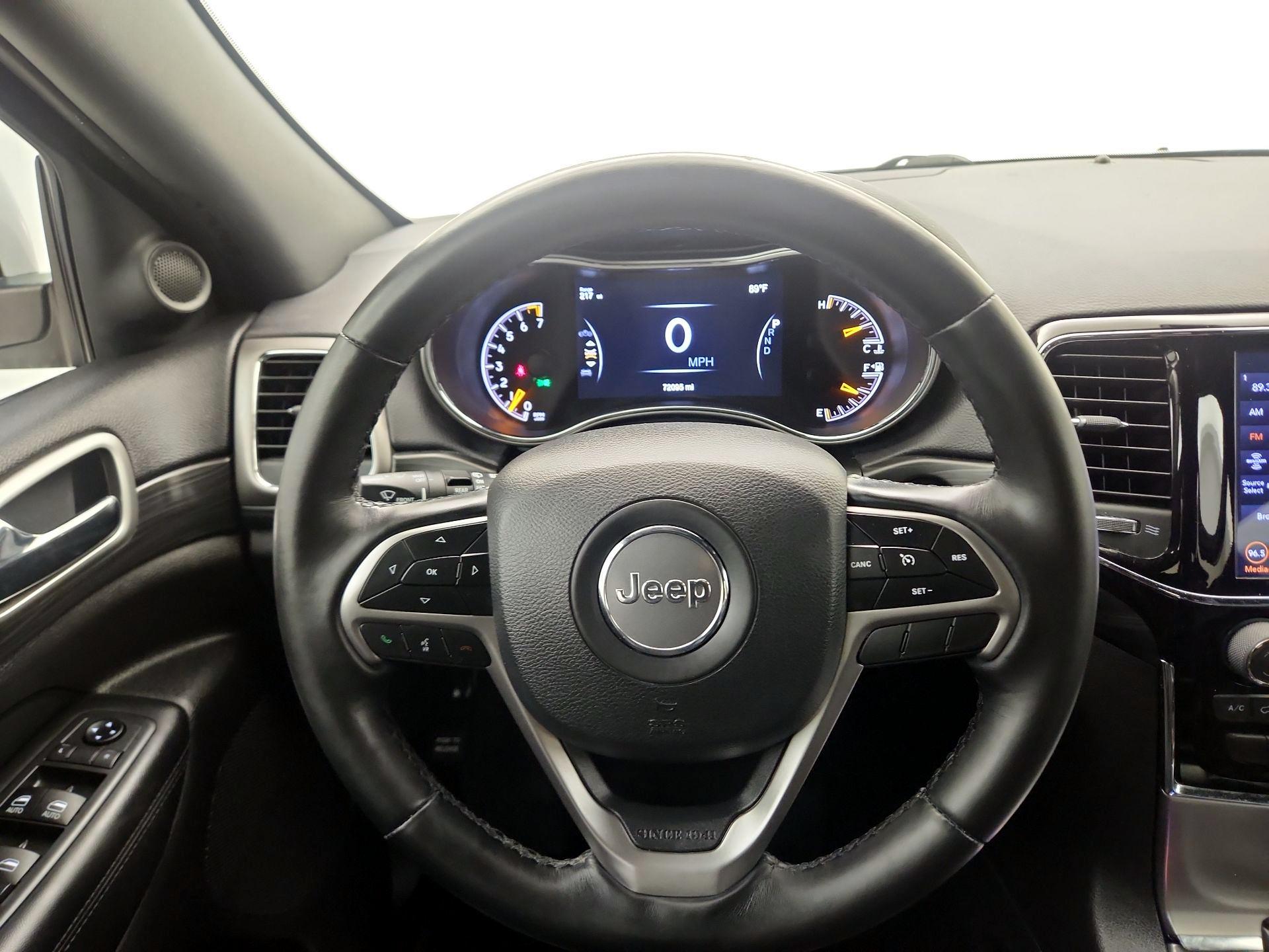 Thumbnail: 2019 Jeep Grand Cherokee - 10