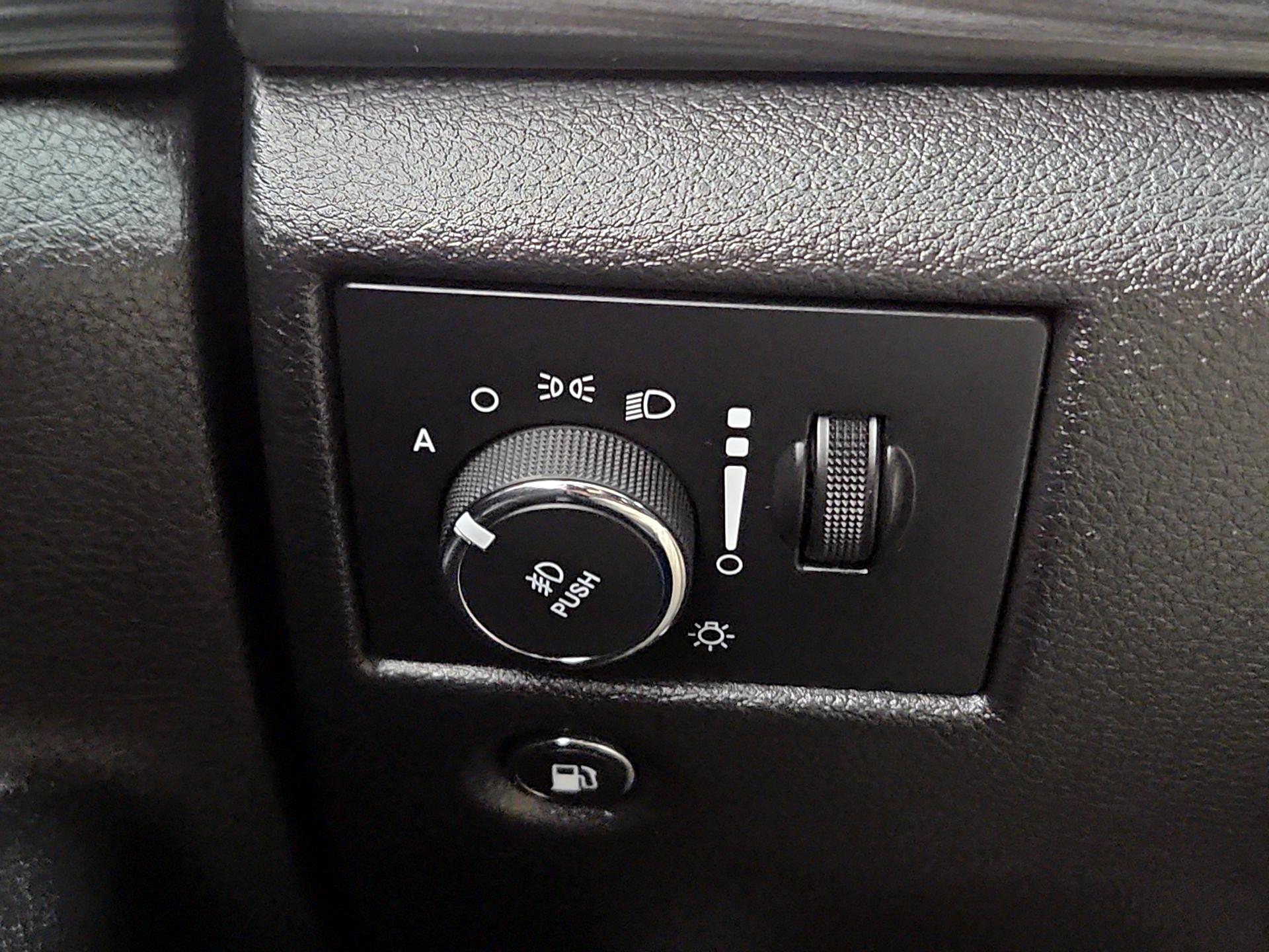 Thumbnail: 2019 Jeep Grand Cherokee - 13