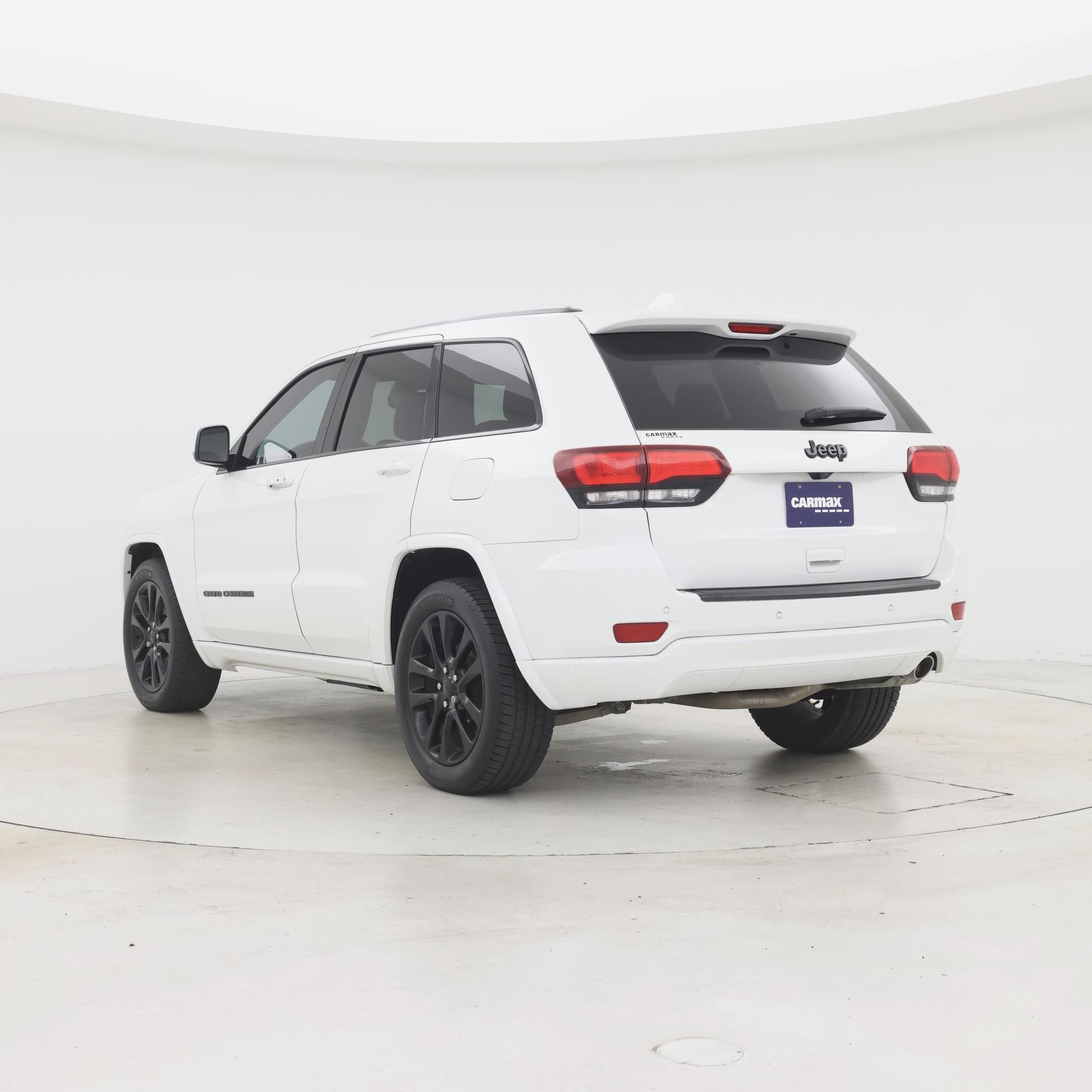 Thumbnail: 2019 Jeep Grand Cherokee - 2
