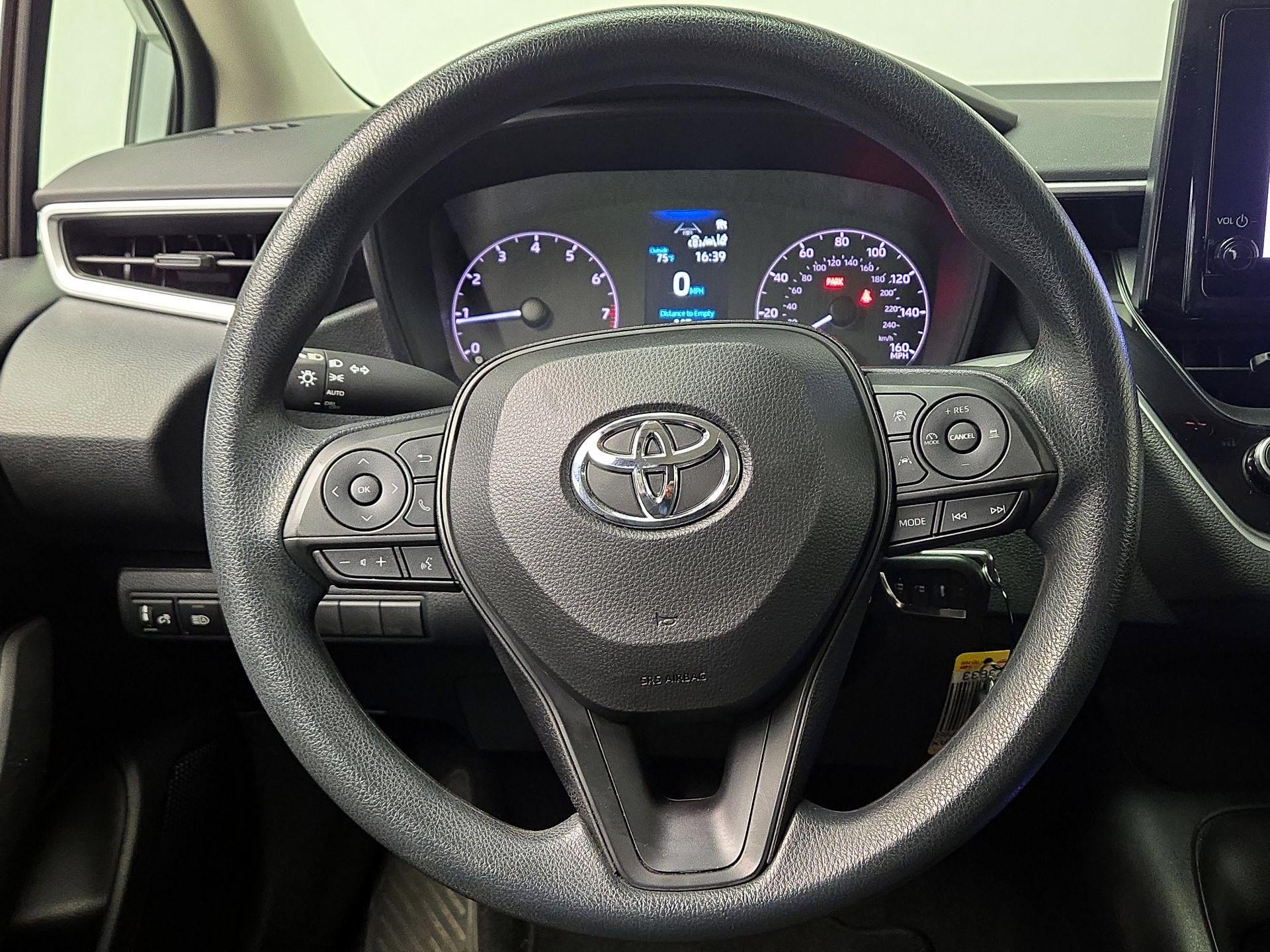 Thumbnail: 2023 Toyota Corolla - 10