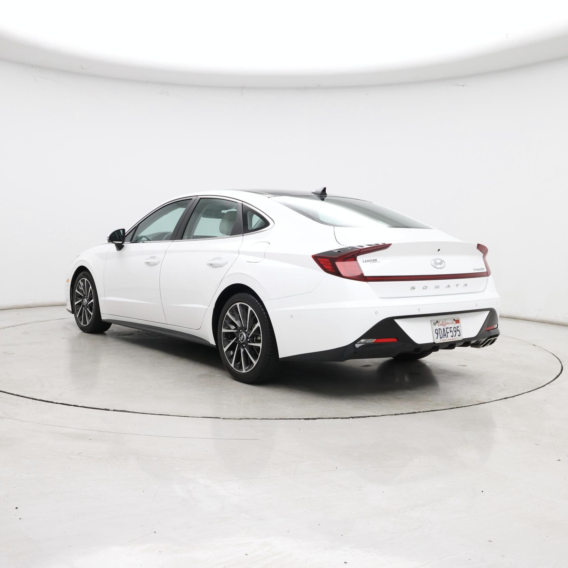 Thumbnail: 2023 Hyundai Sonata - 2