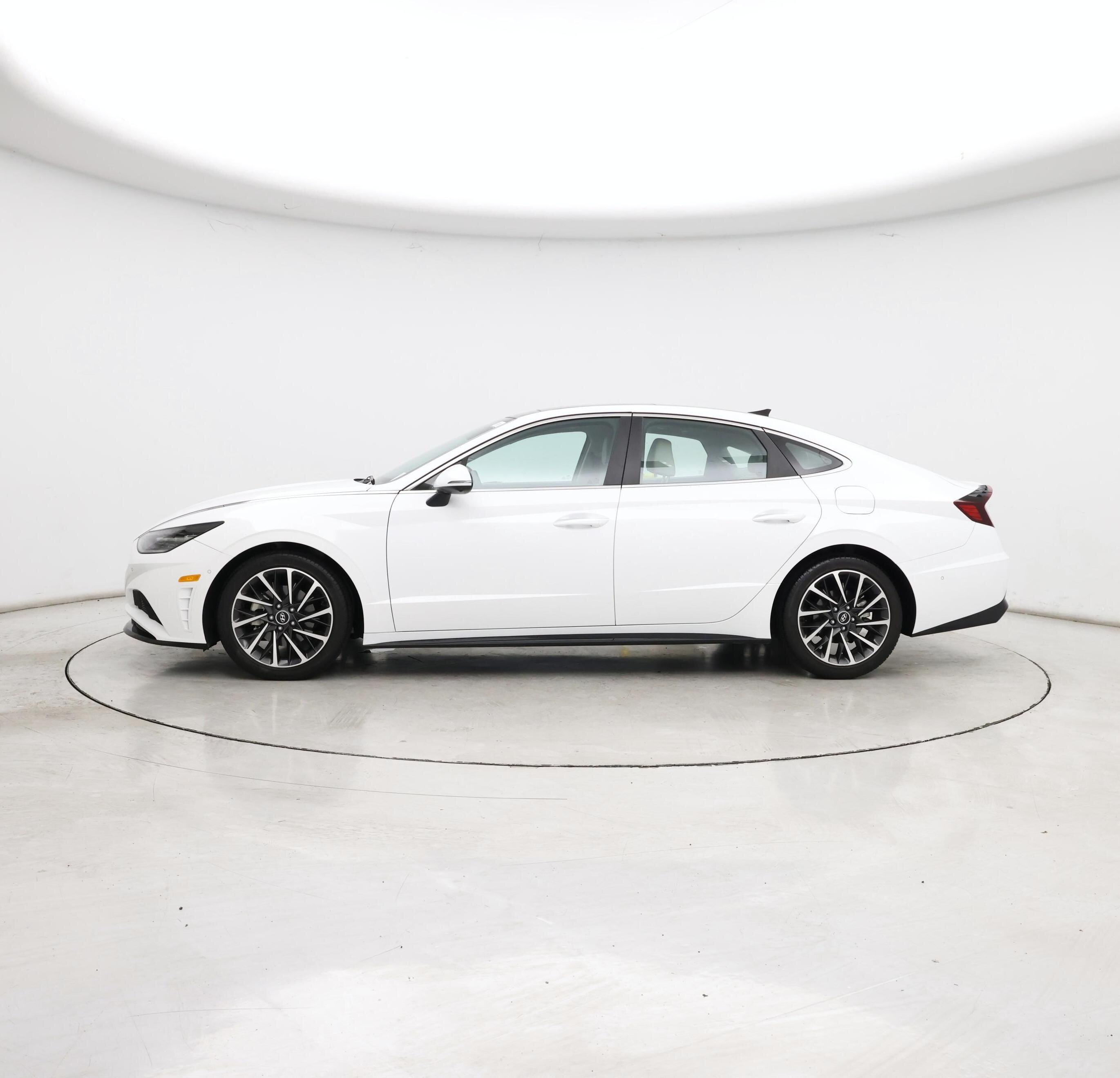 Thumbnail: 2023 Hyundai Sonata - 3