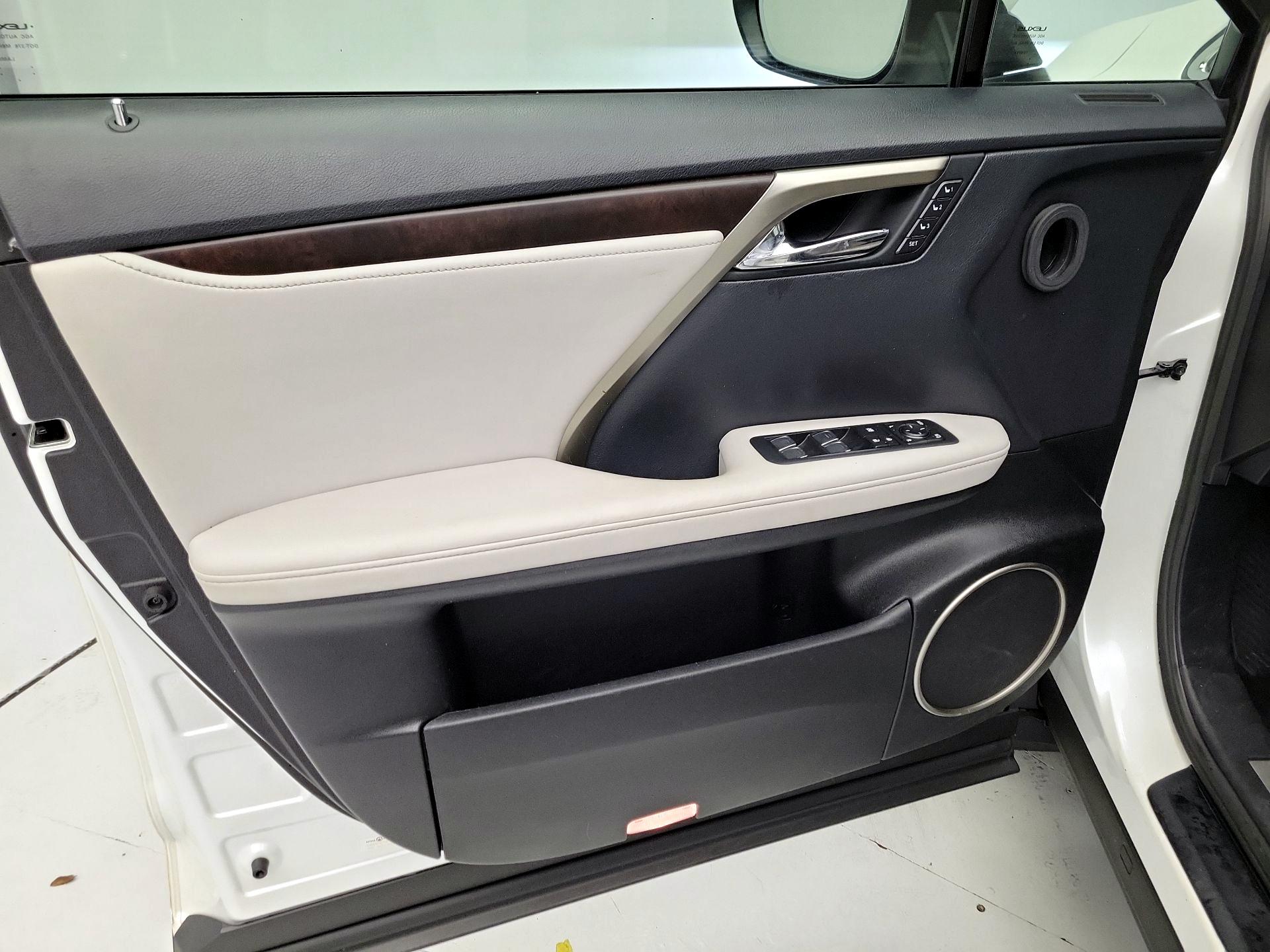 Thumbnail: 2020 Lexus RX - 12