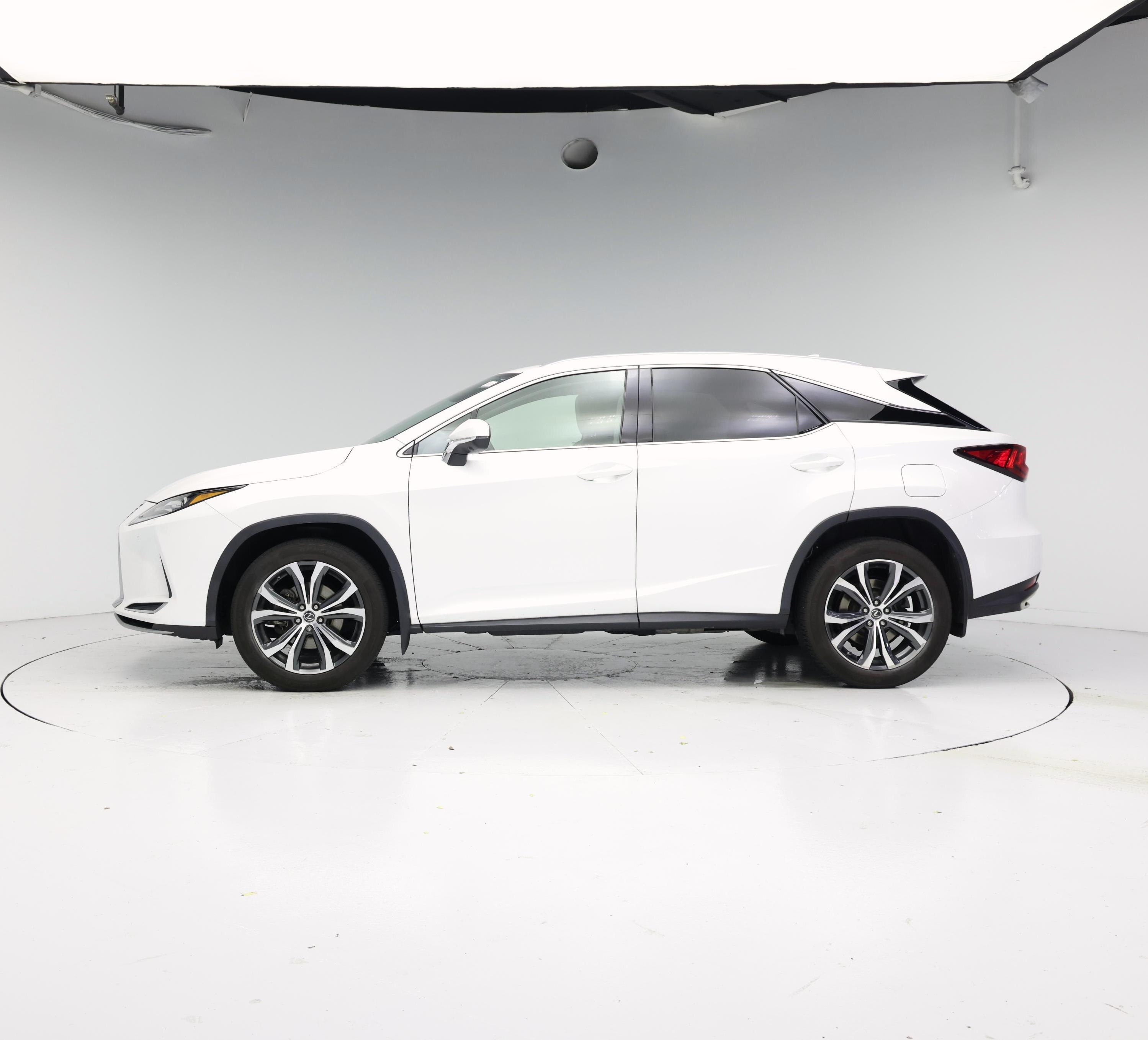 Thumbnail: 2020 Lexus RX - 3