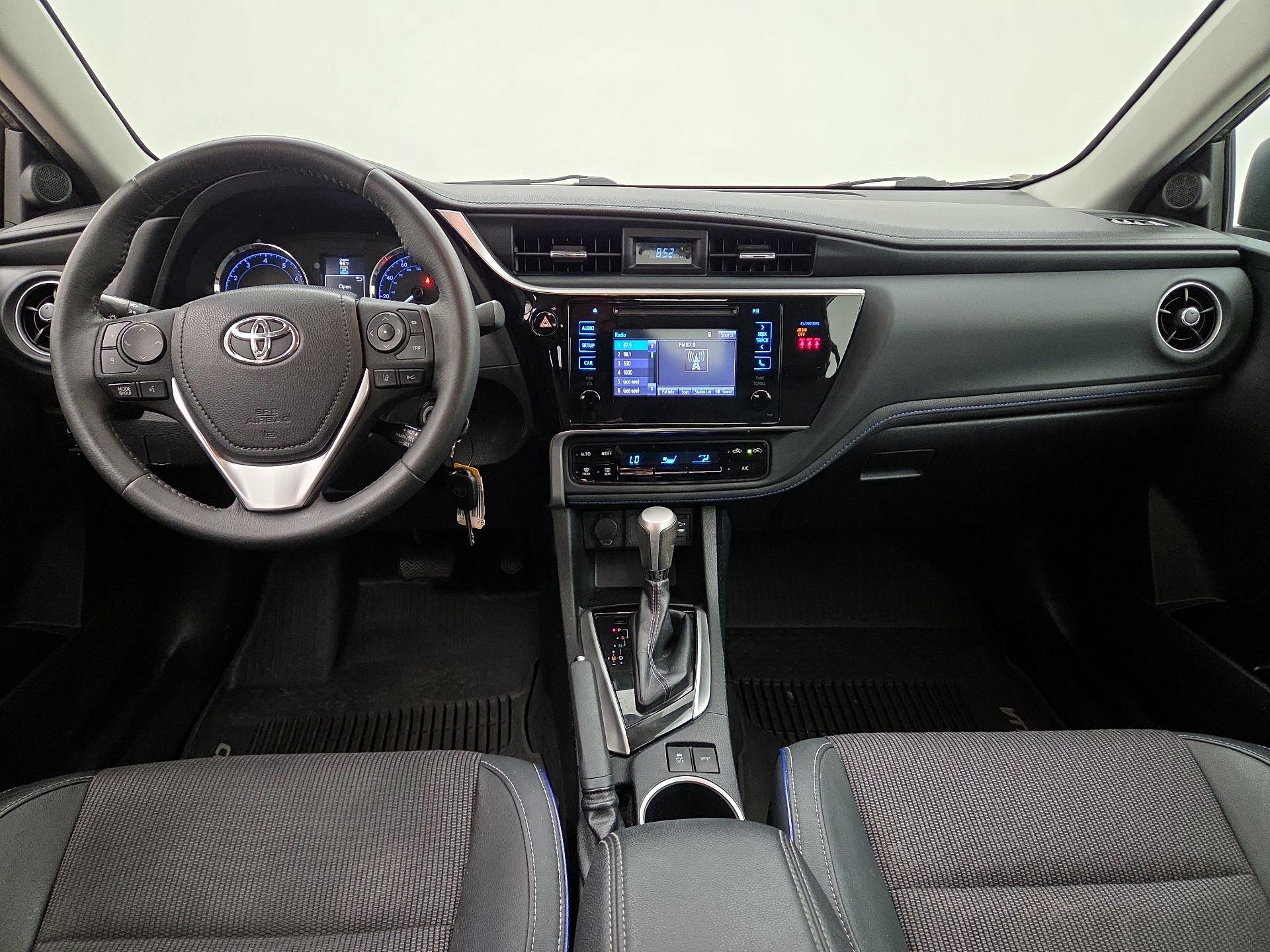 Thumbnail: 2018 Toyota Corolla - 9
