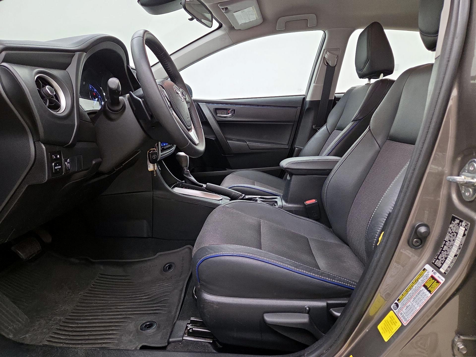 Thumbnail: 2018 Toyota Corolla - 11