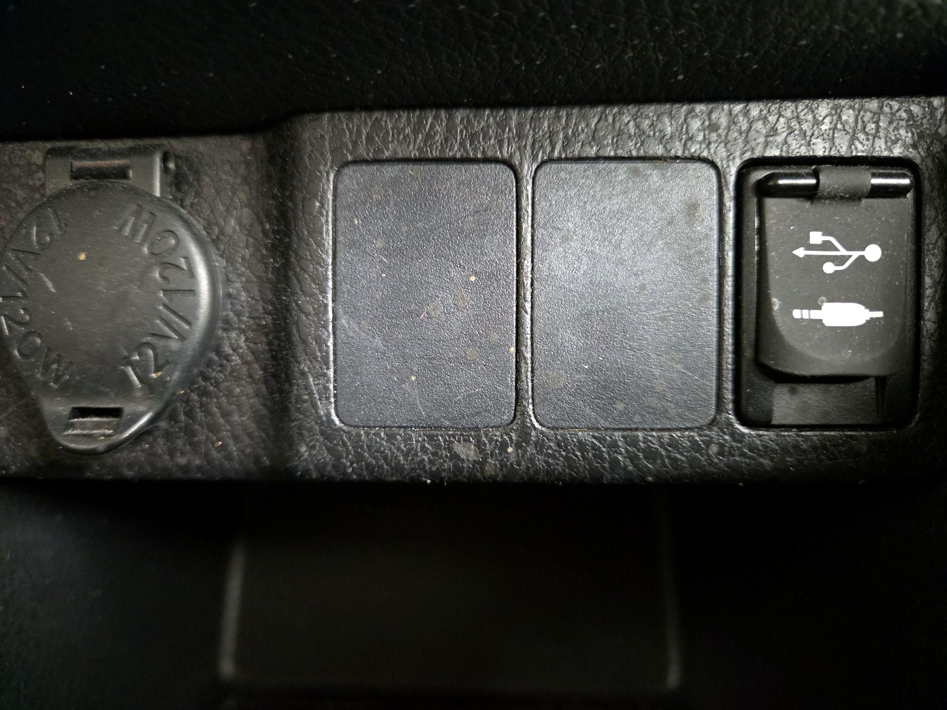 Thumbnail: 2018 Toyota Corolla - 18