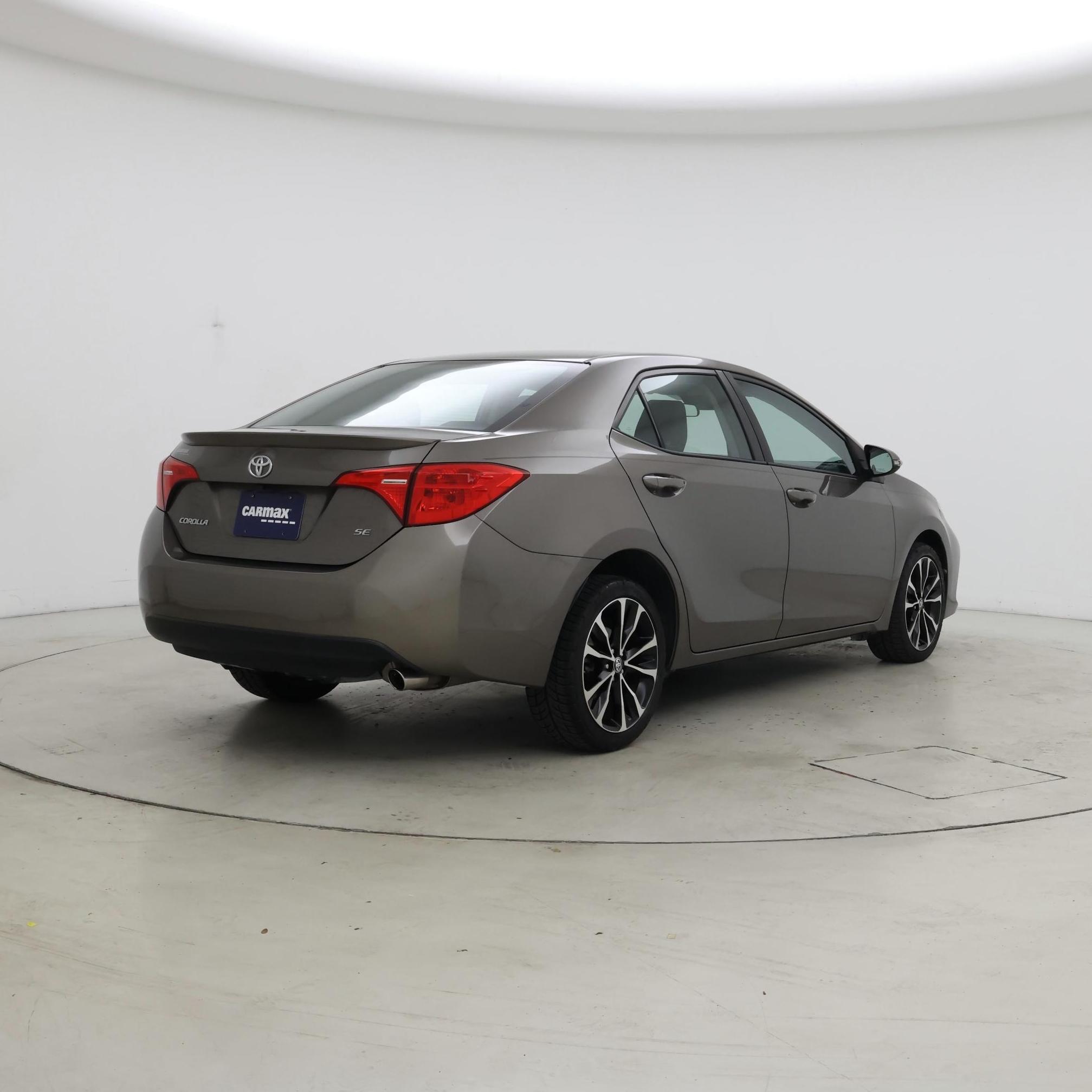 Thumbnail: 2018 Toyota Corolla - 8