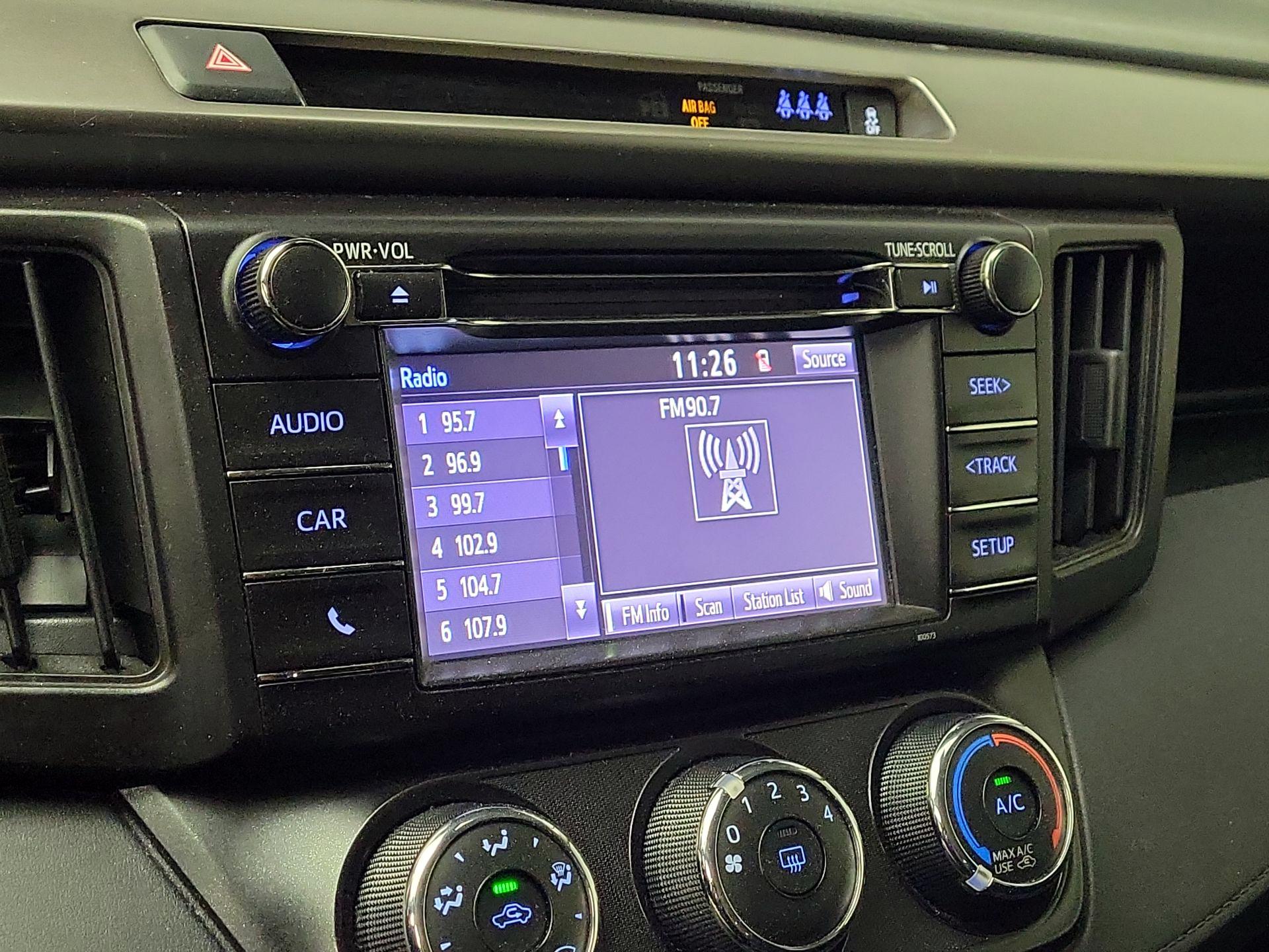 Thumbnail: 2017 Toyota RAV4 - 15