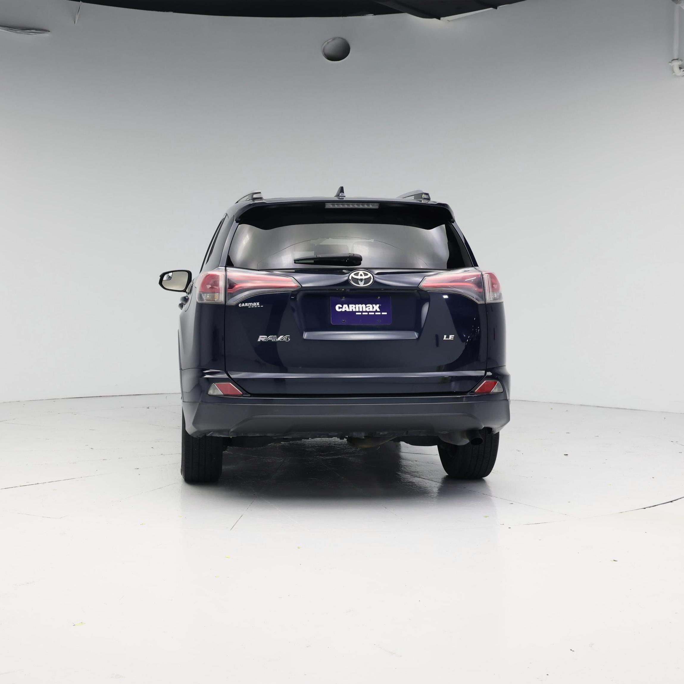 Thumbnail: 2017 Toyota RAV4 - 6