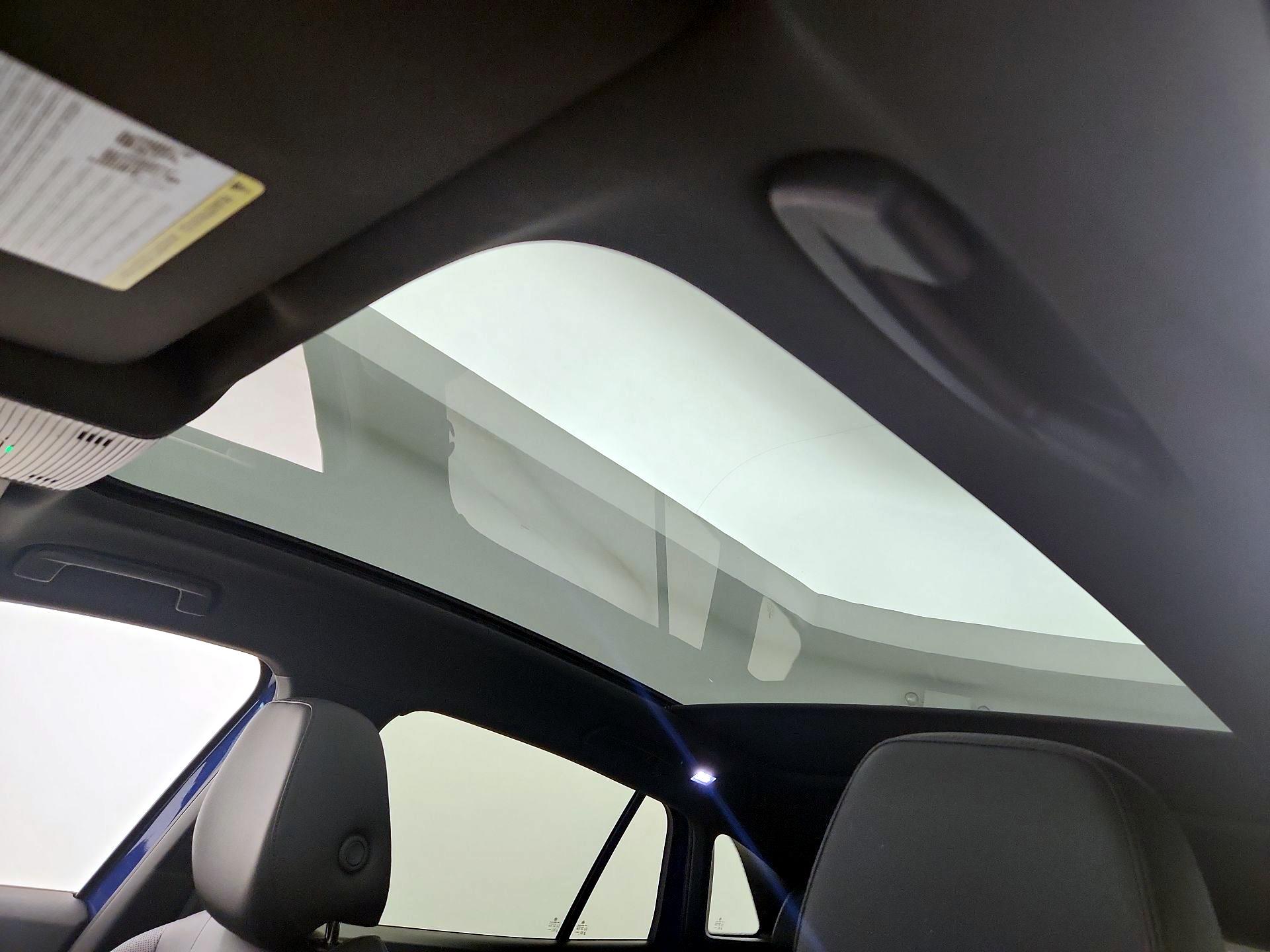 Thumbnail: 2021 Volkswagen ID.4 - 19
