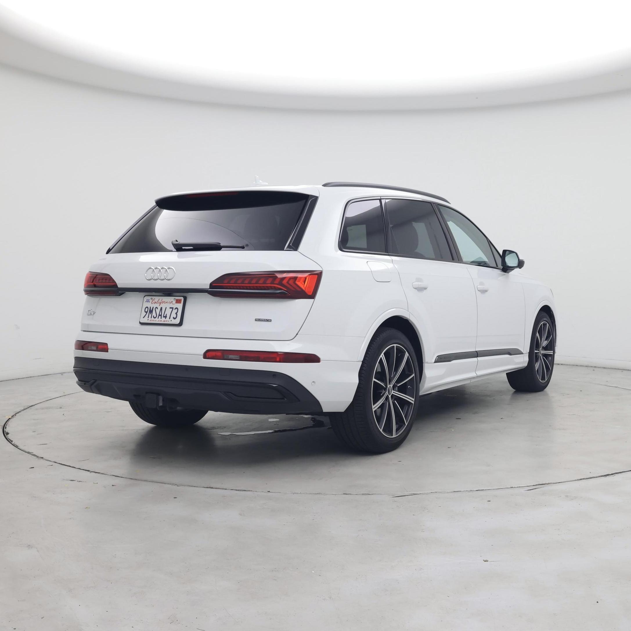 Thumbnail: 2023 Audi Q7 - 8