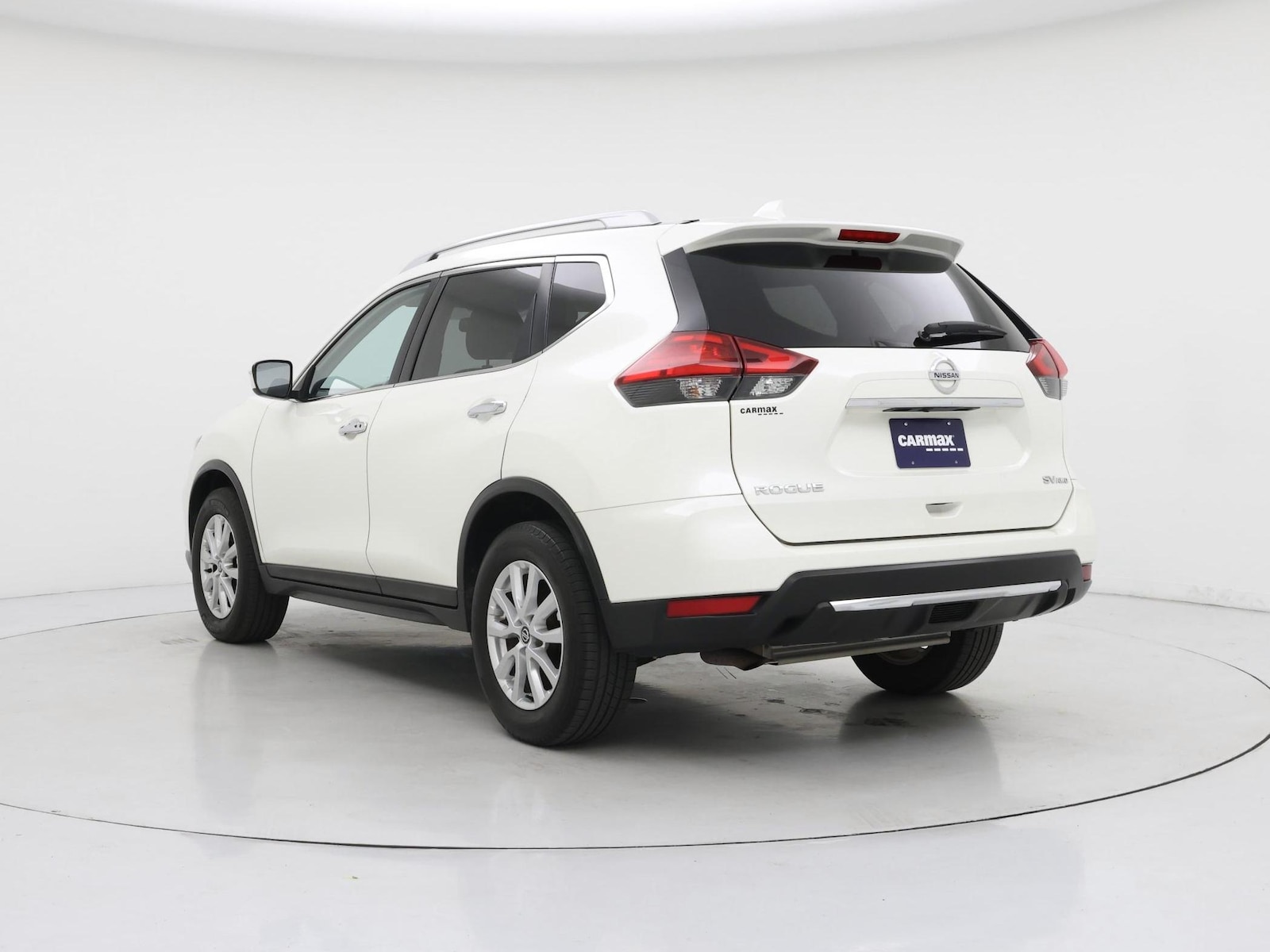 2017 Nissan Rogue SV - Photo 3