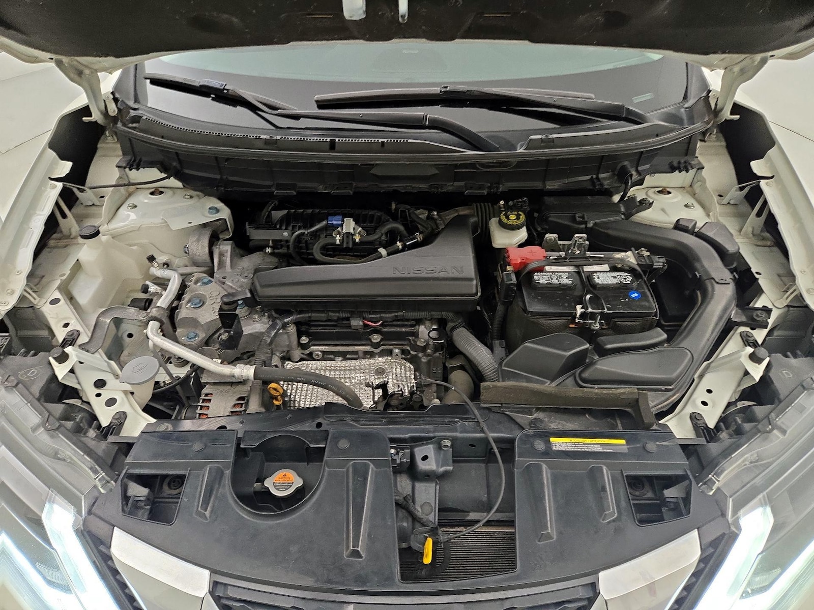 2017 Nissan Rogue SV - Photo 24