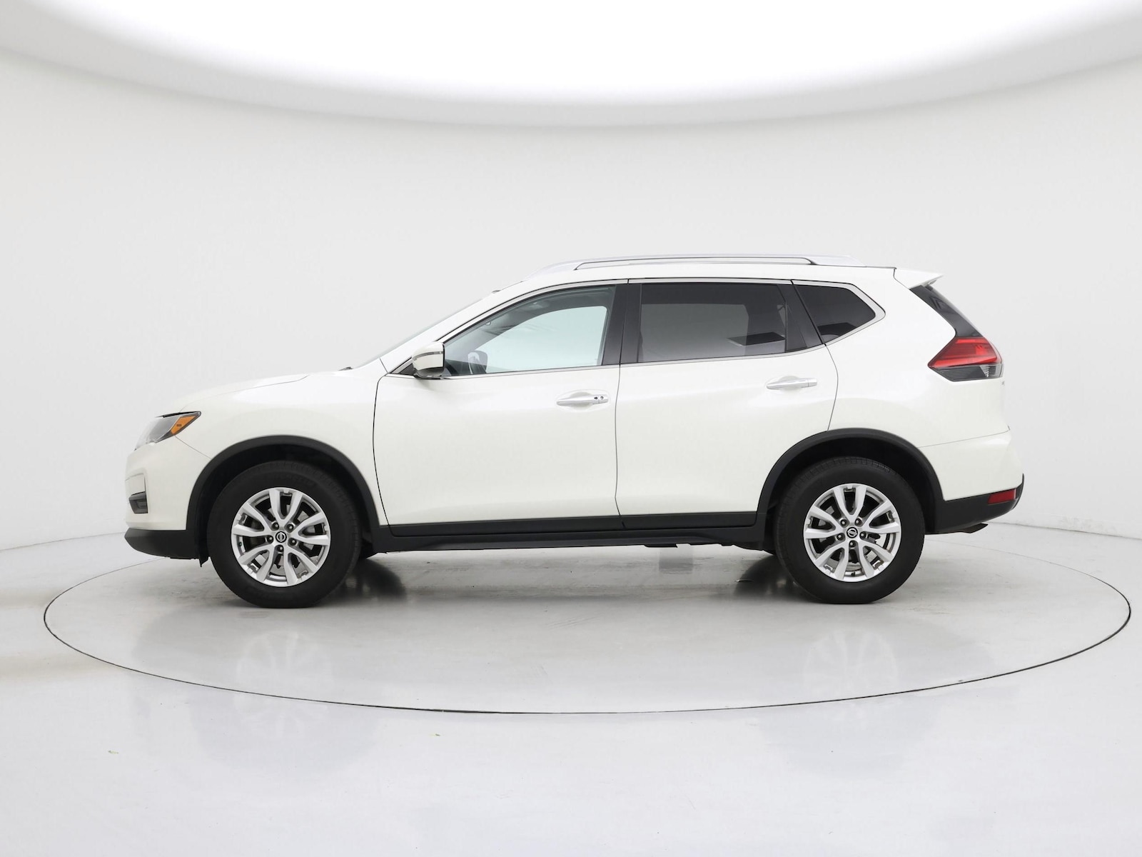 2017 Nissan Rogue SV - Photo 4
