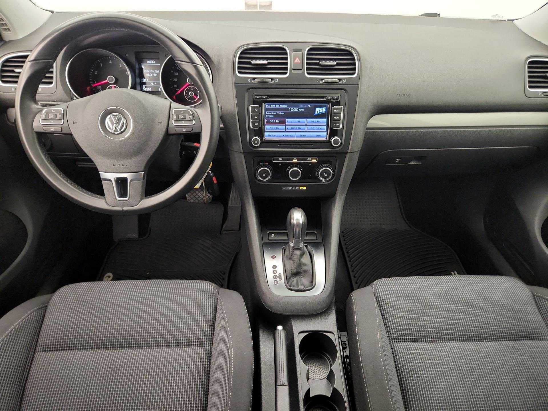 Thumbnail: 2014 Volkswagen Golf - 9
