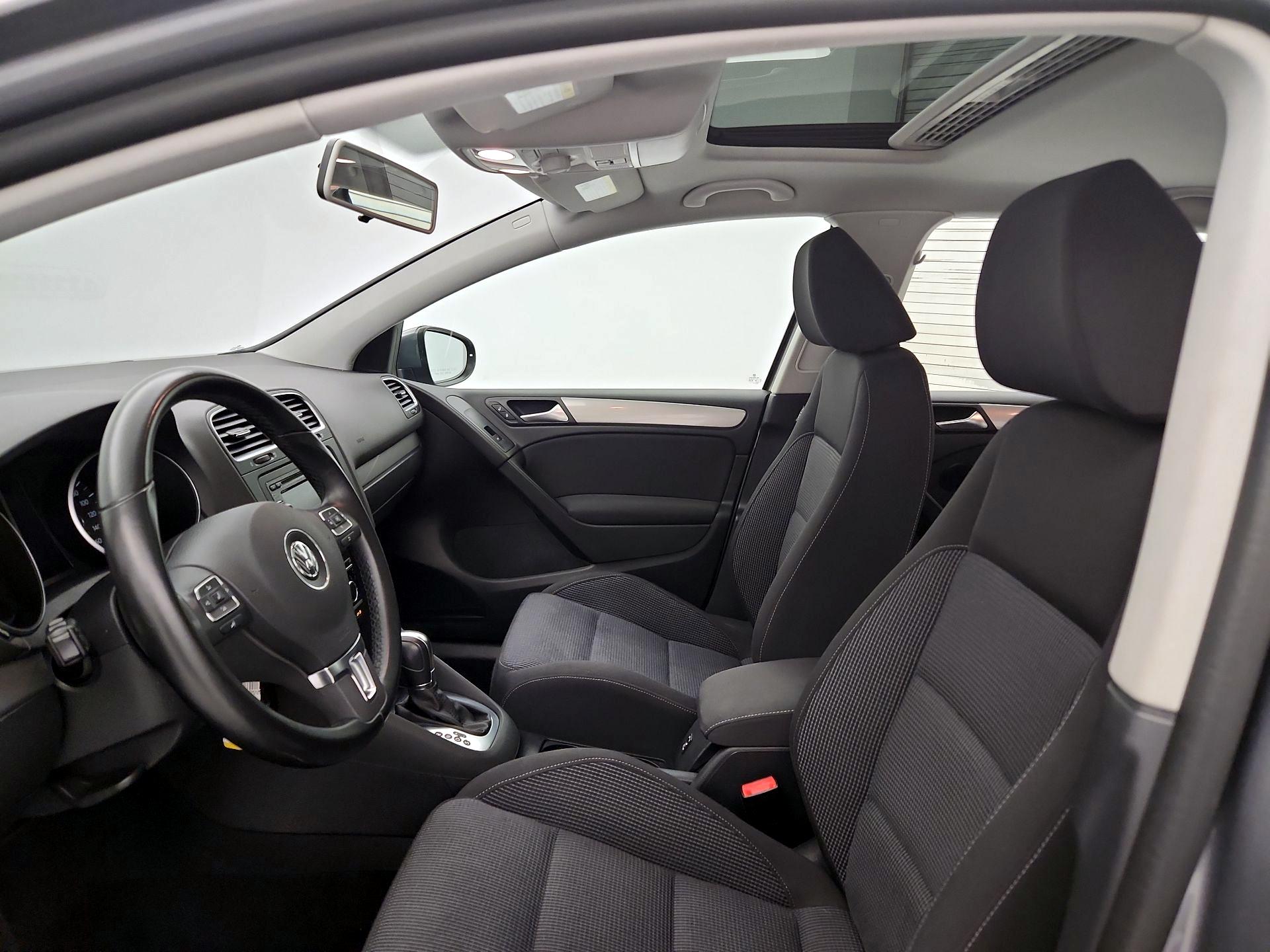 Thumbnail: 2014 Volkswagen Golf - 18