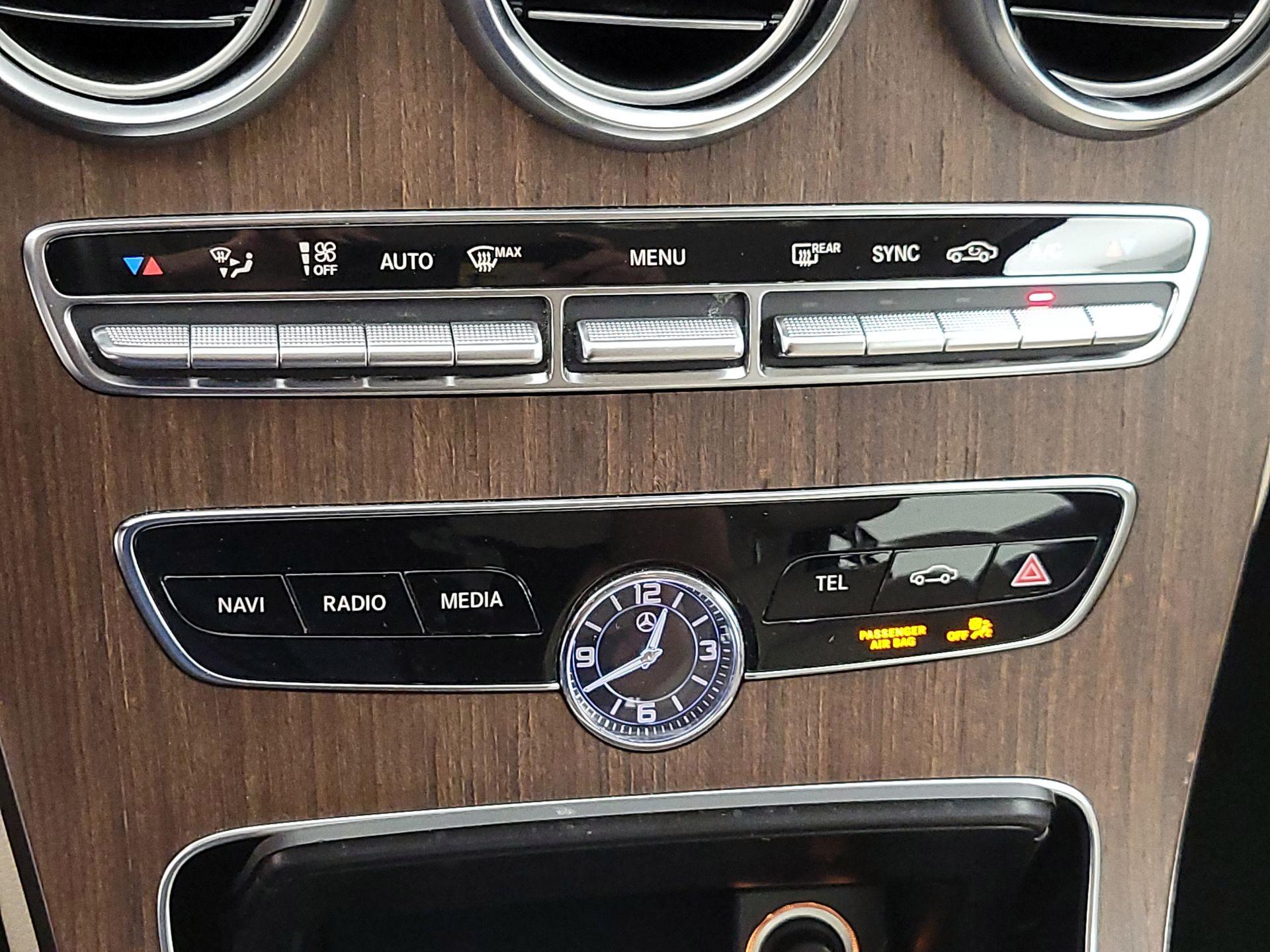 Thumbnail: 2019 Mercedes-Benz C-Class - 16