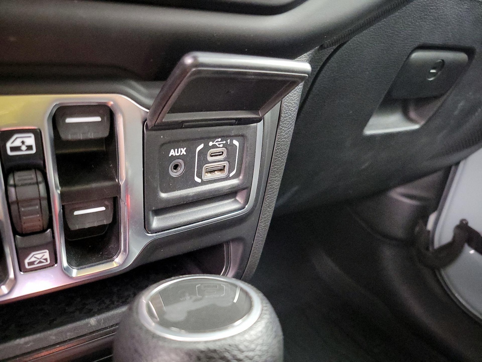 2023 Jeep Wrangler 4-Door Sport S - Photo 20