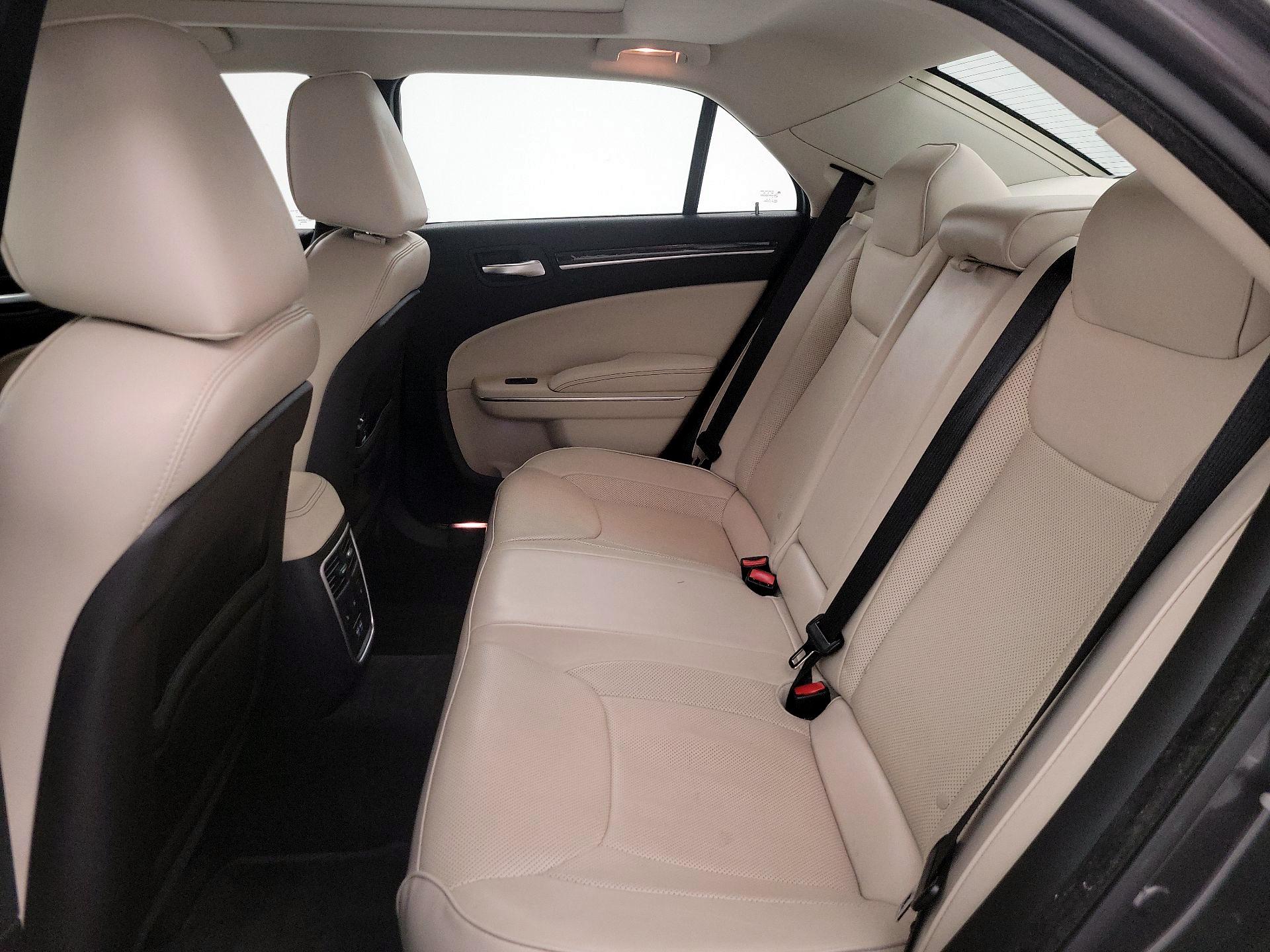 Thumbnail: 2016 Chrysler 300 - 20