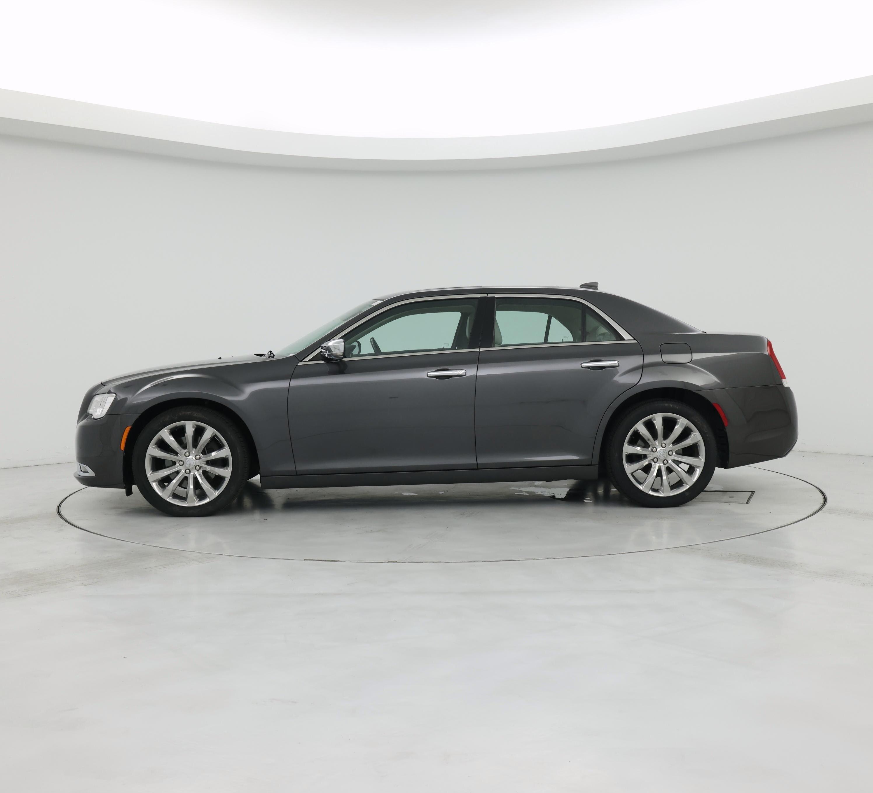 Thumbnail: 2016 Chrysler 300 - 3
