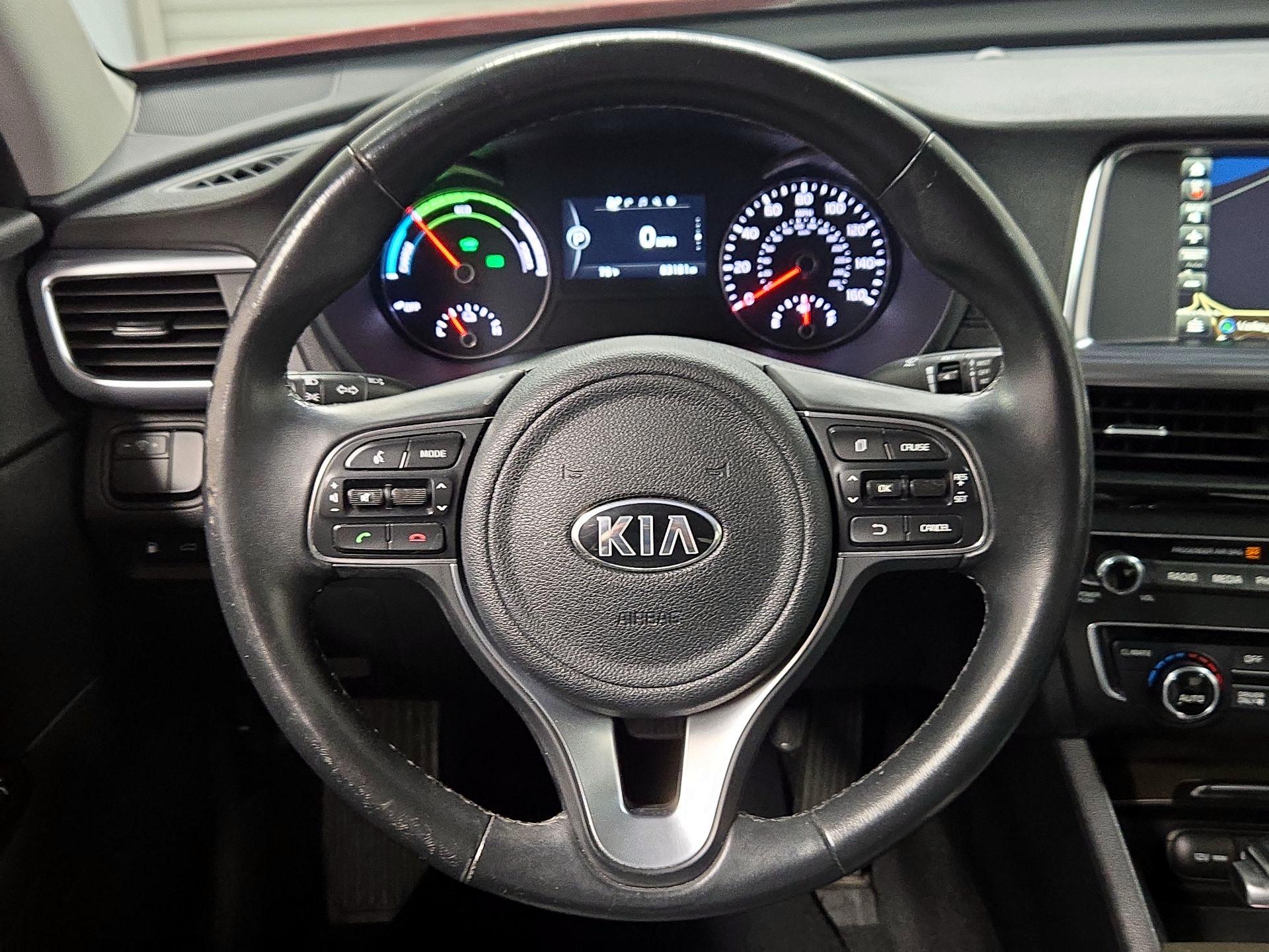 Thumbnail: 2017 Kia Optima - 10
