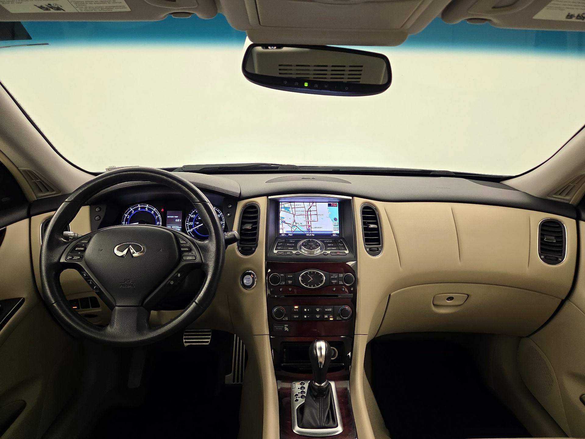 Thumbnail: 2017 INFINITI QX50 - 9