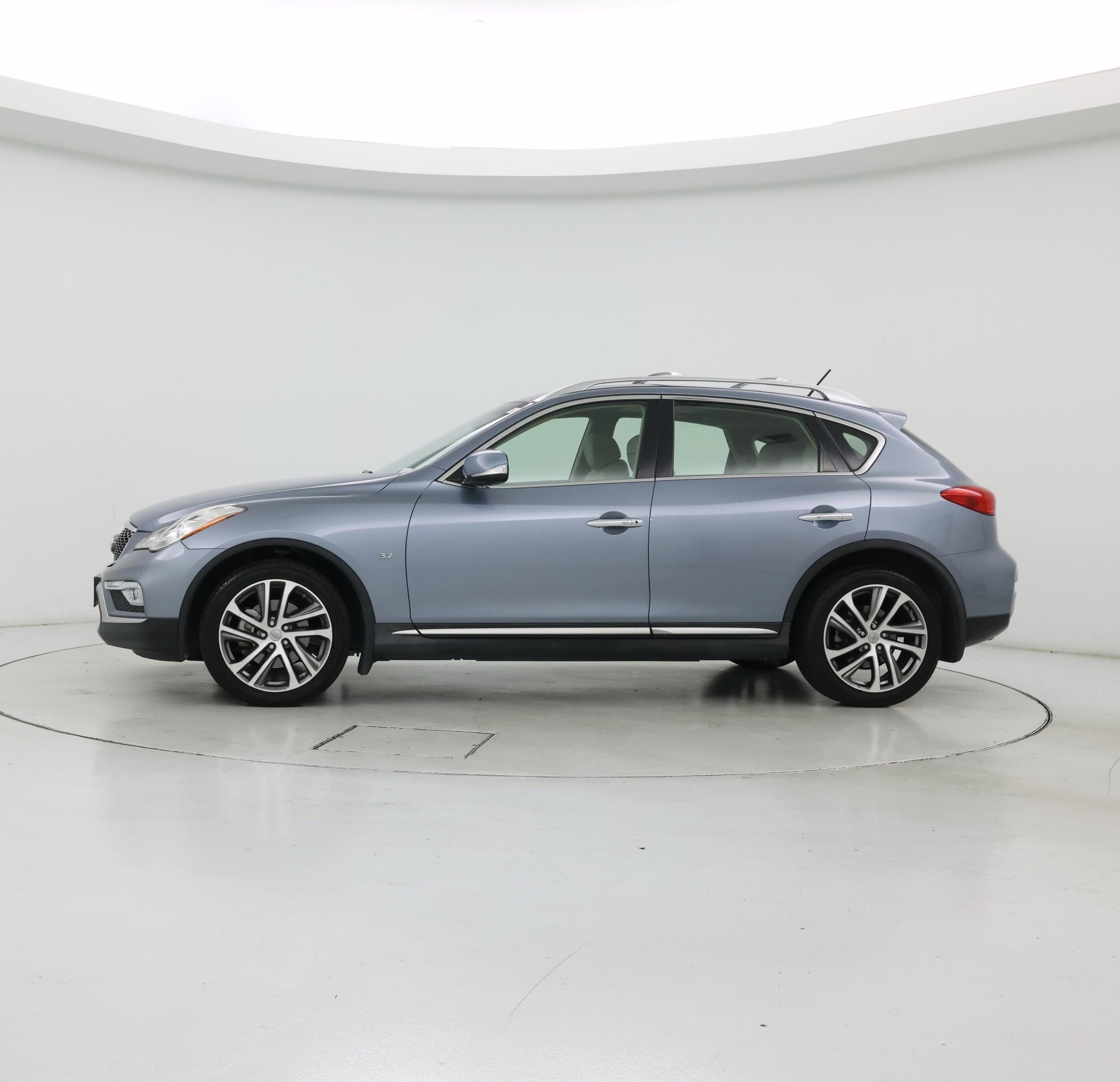 Thumbnail: 2017 INFINITI QX50 - 3