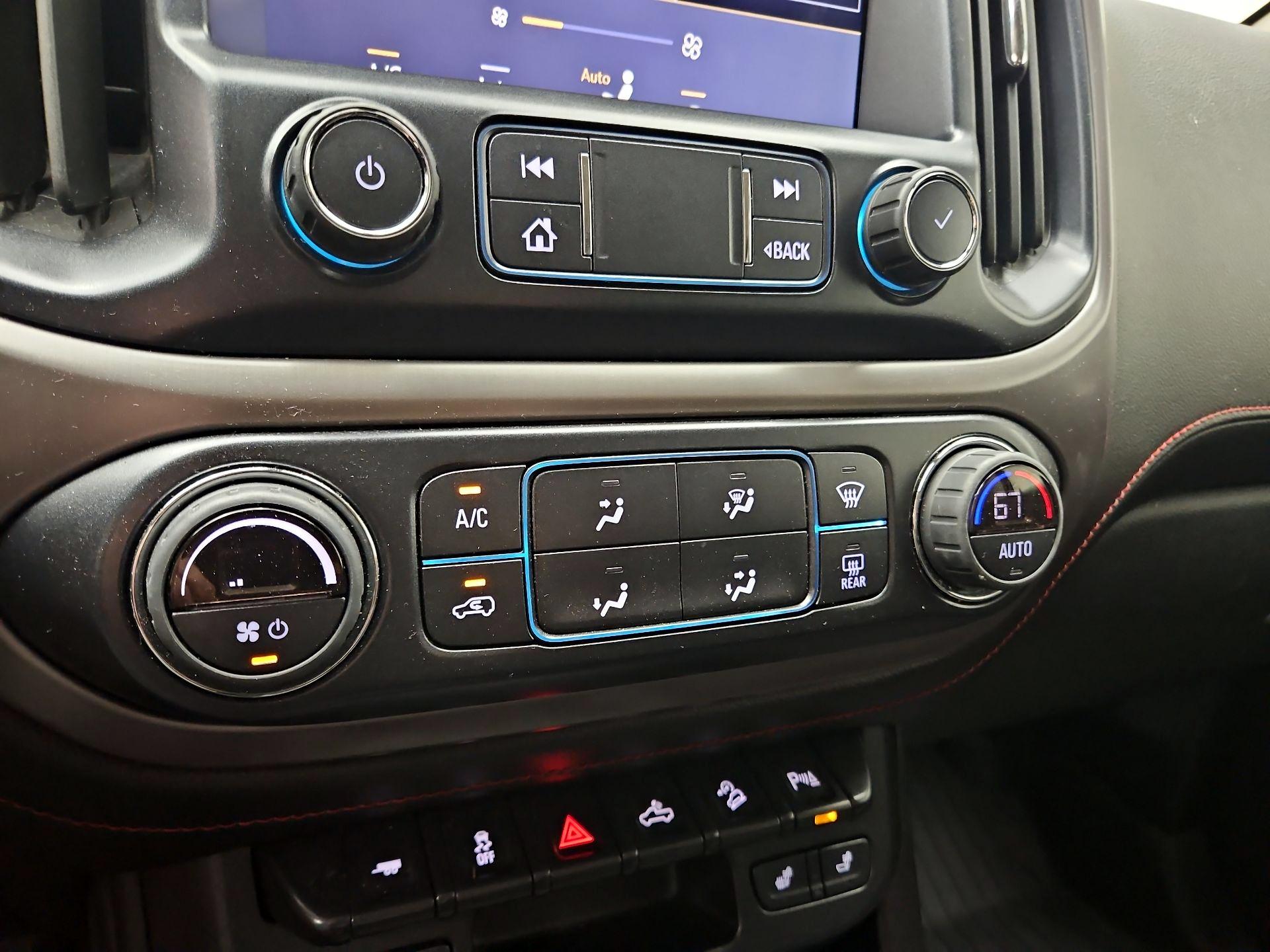 Thumbnail: 2019 GMC Canyon - 17