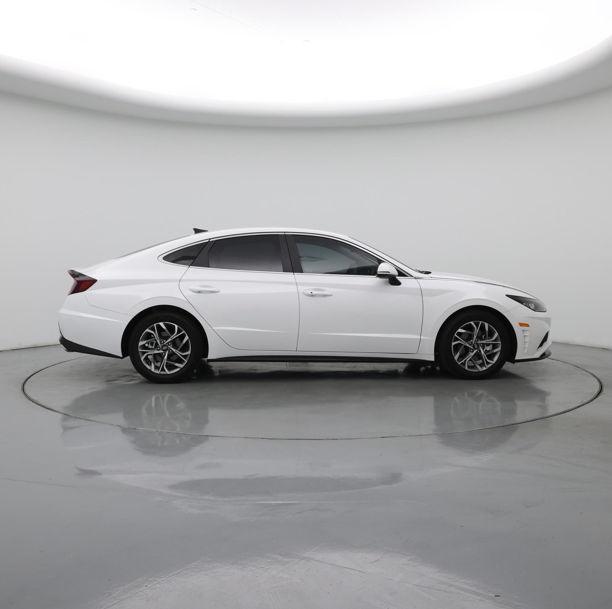 Thumbnail: 2023 Hyundai Sonata - 7