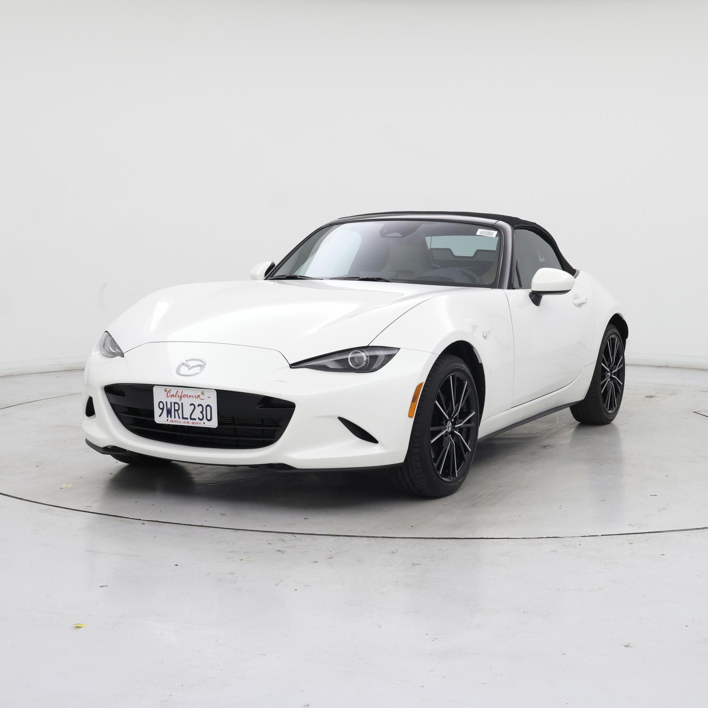 Thumbnail: 2025 Mazda MX-5 Miata - 4