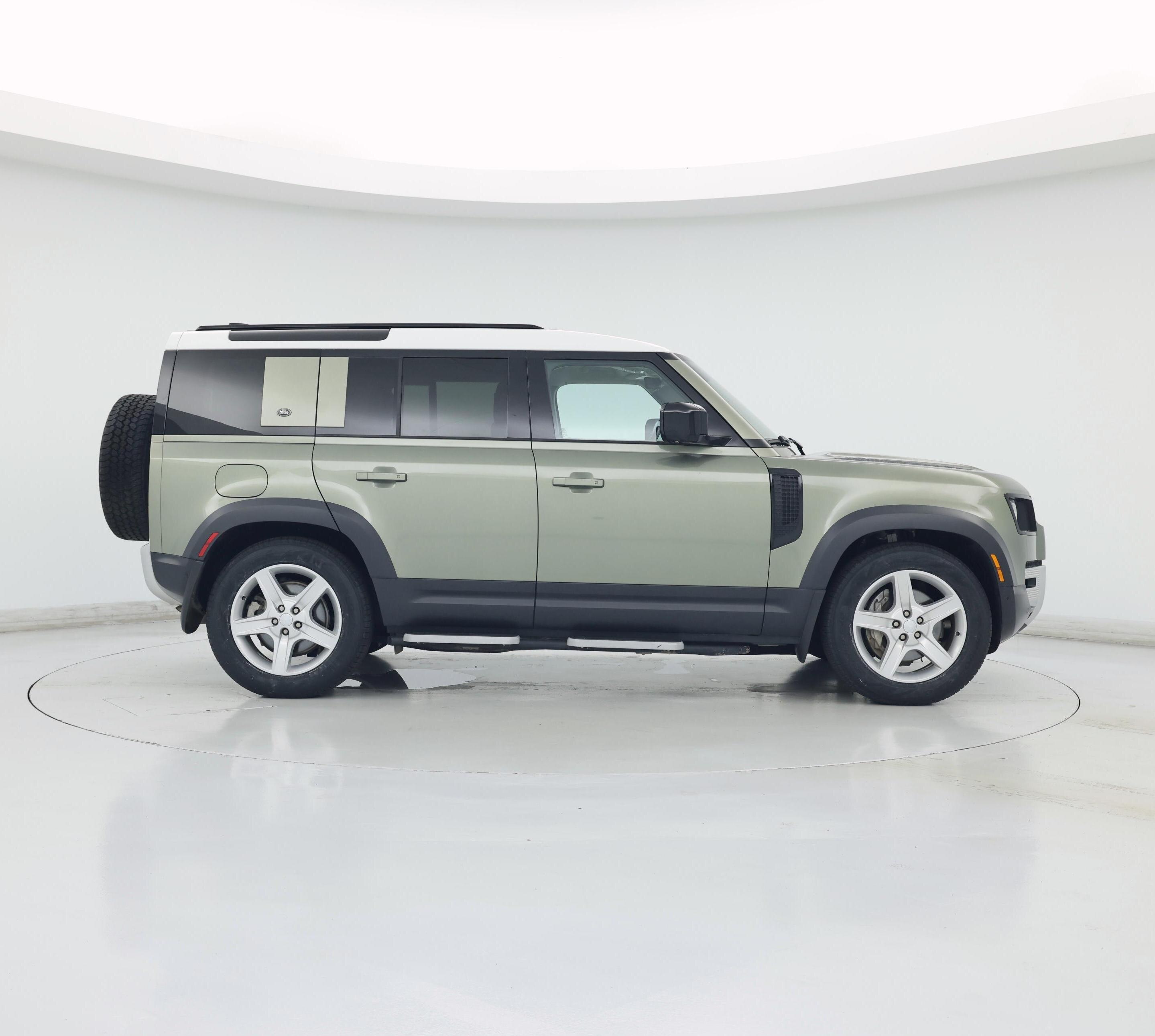 Thumbnail: 2022 Land Rover Defender - 7