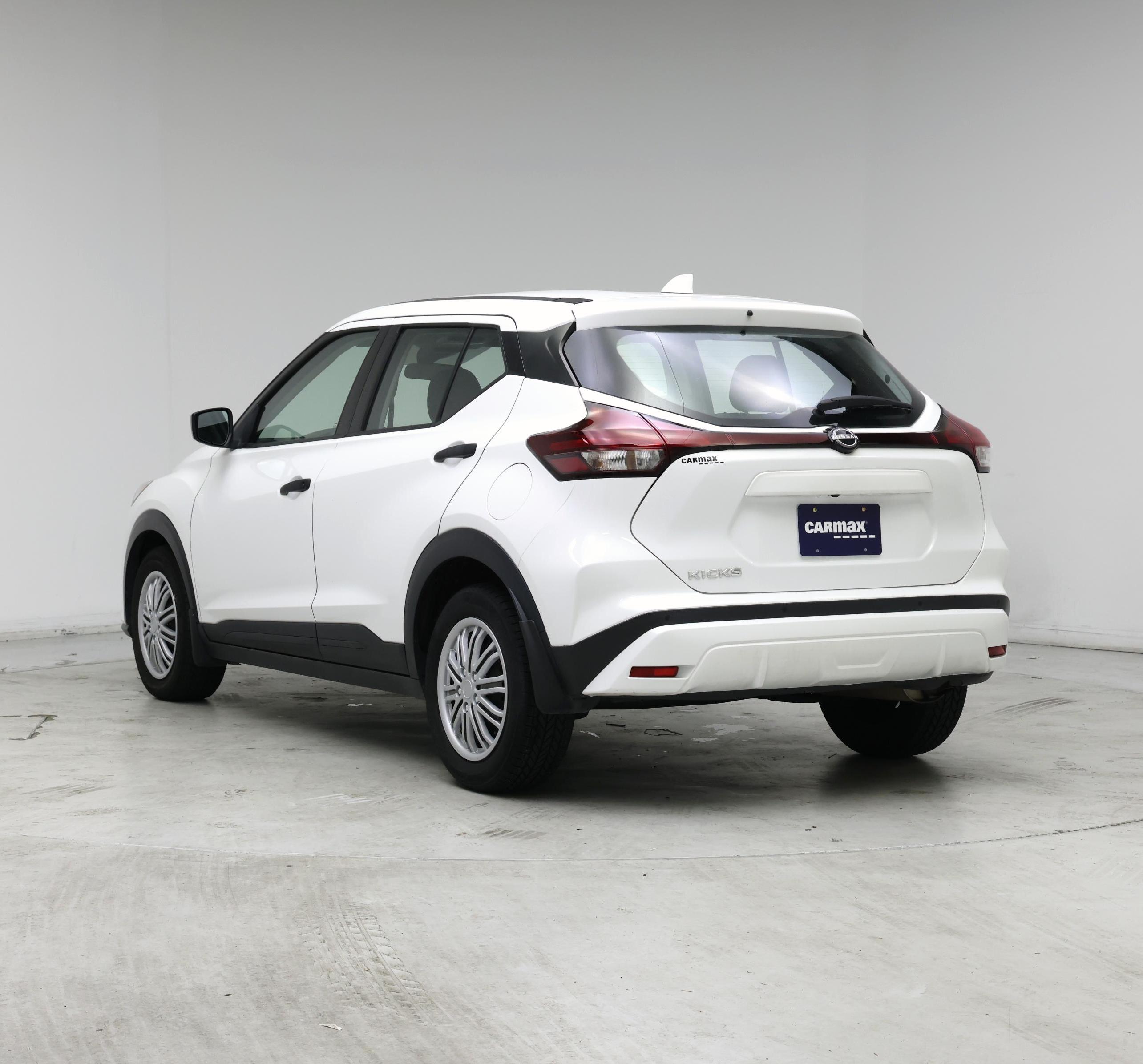 Thumbnail: 2022 Nissan Kicks - 2