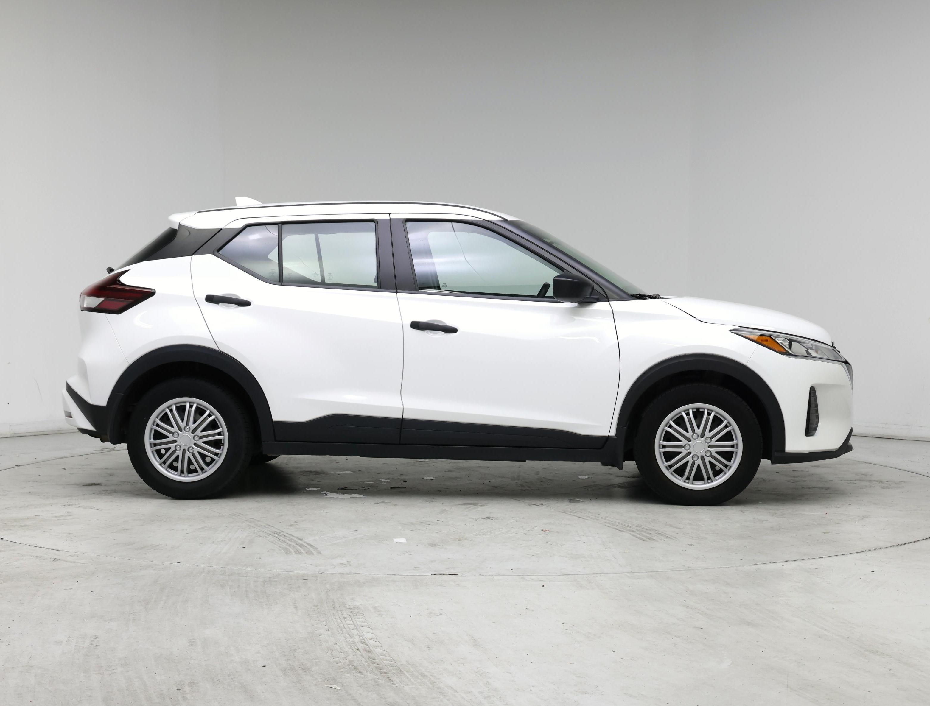 Thumbnail: 2022 Nissan Kicks - 7