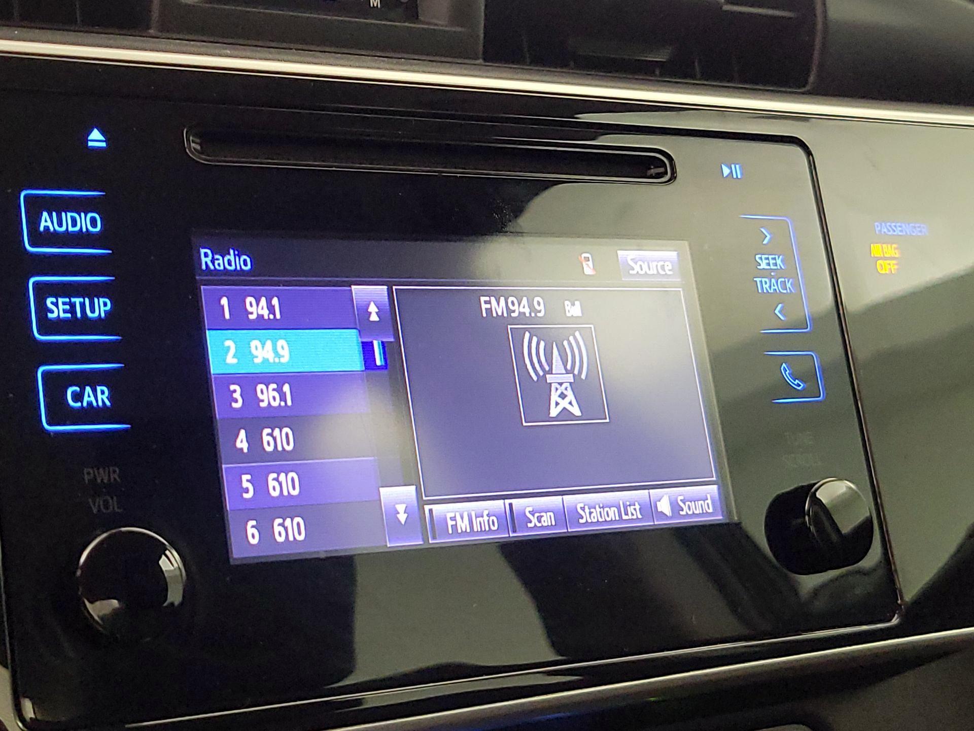 Thumbnail: 2019 Toyota Corolla - 15