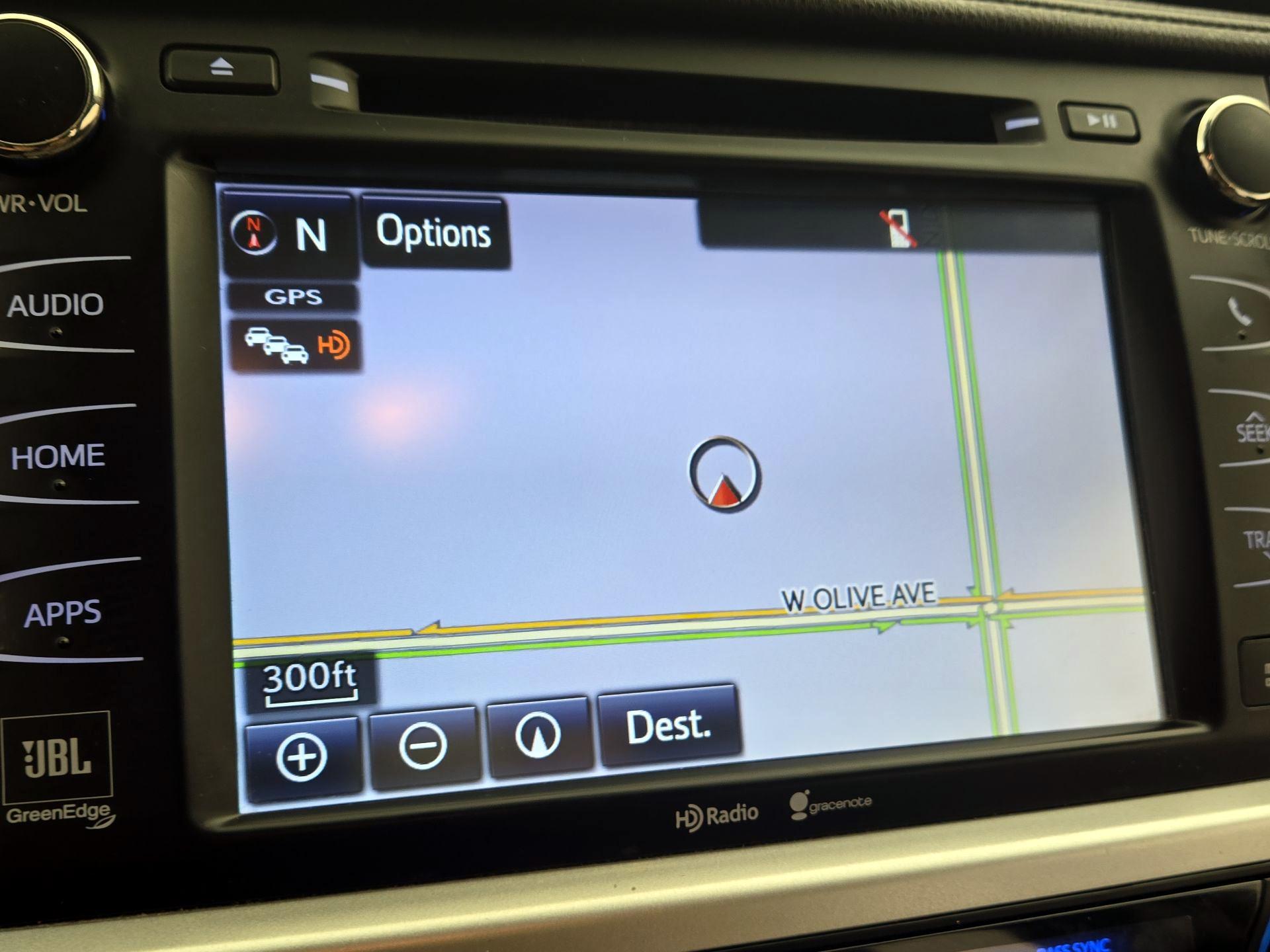 Thumbnail: 2014 Toyota Highlander - 14