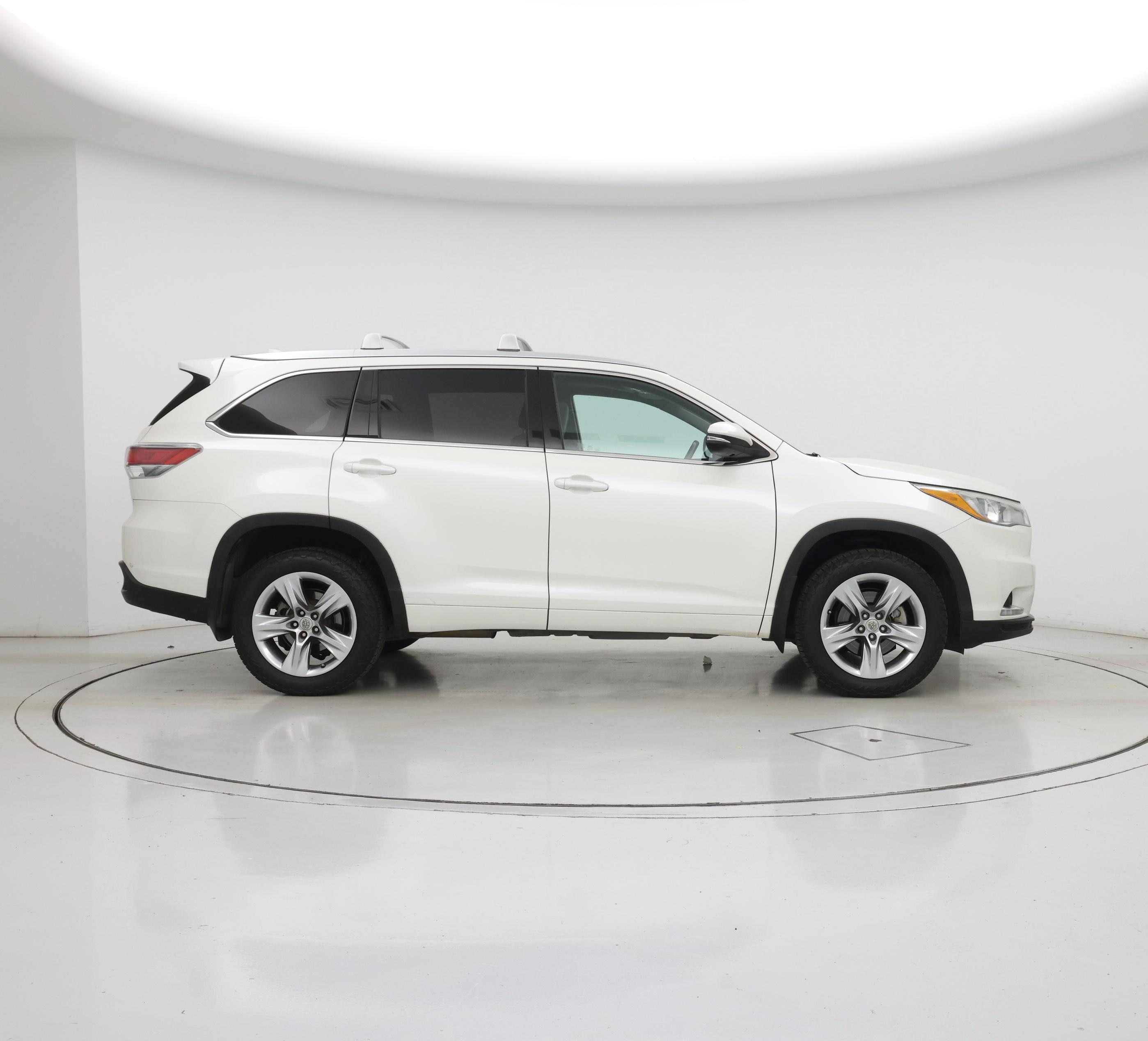 Thumbnail: 2014 Toyota Highlander - 7