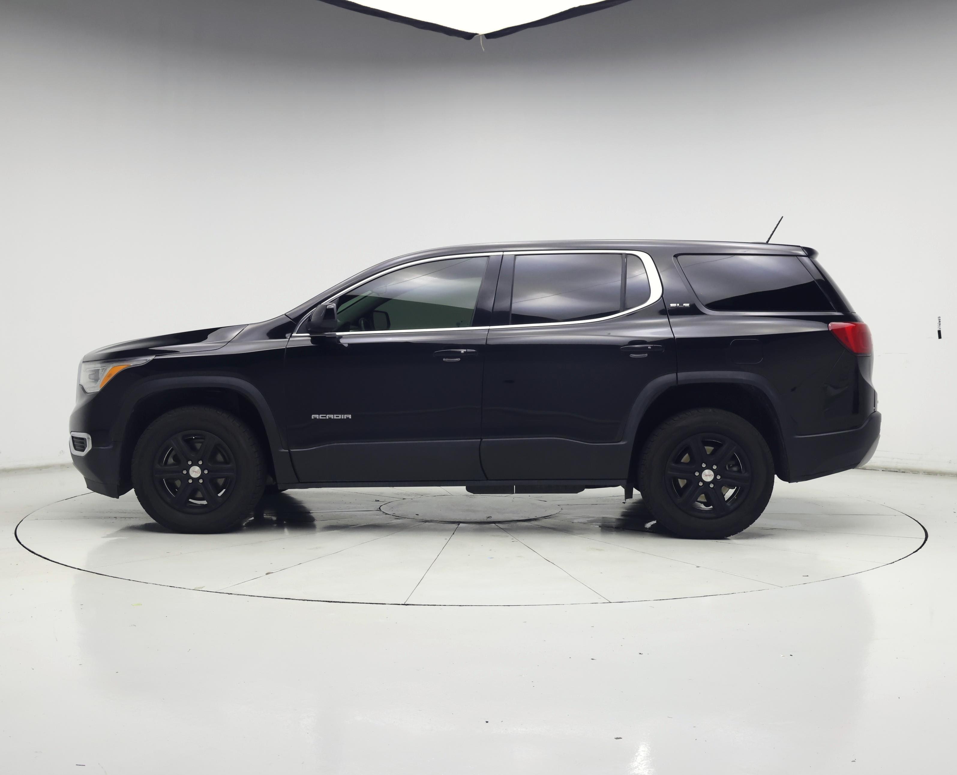 Thumbnail: 2019 GMC Acadia - 3