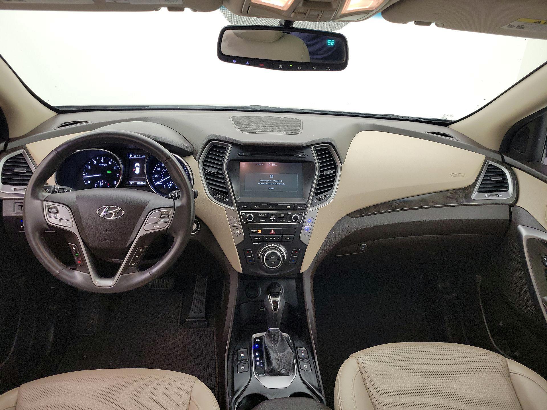 Thumbnail: 2017 Hyundai Santa Fe - 9