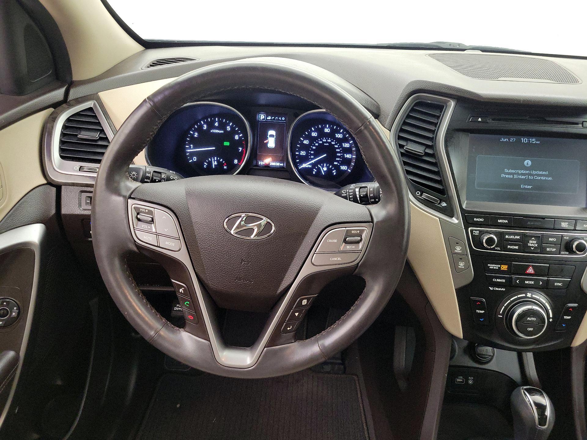 Thumbnail: 2017 Hyundai Santa Fe - 10
