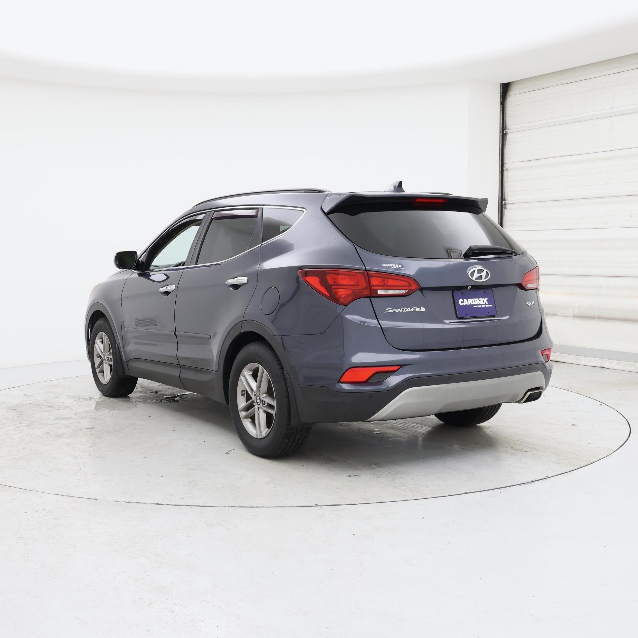 Thumbnail: 2017 Hyundai Santa Fe - 2