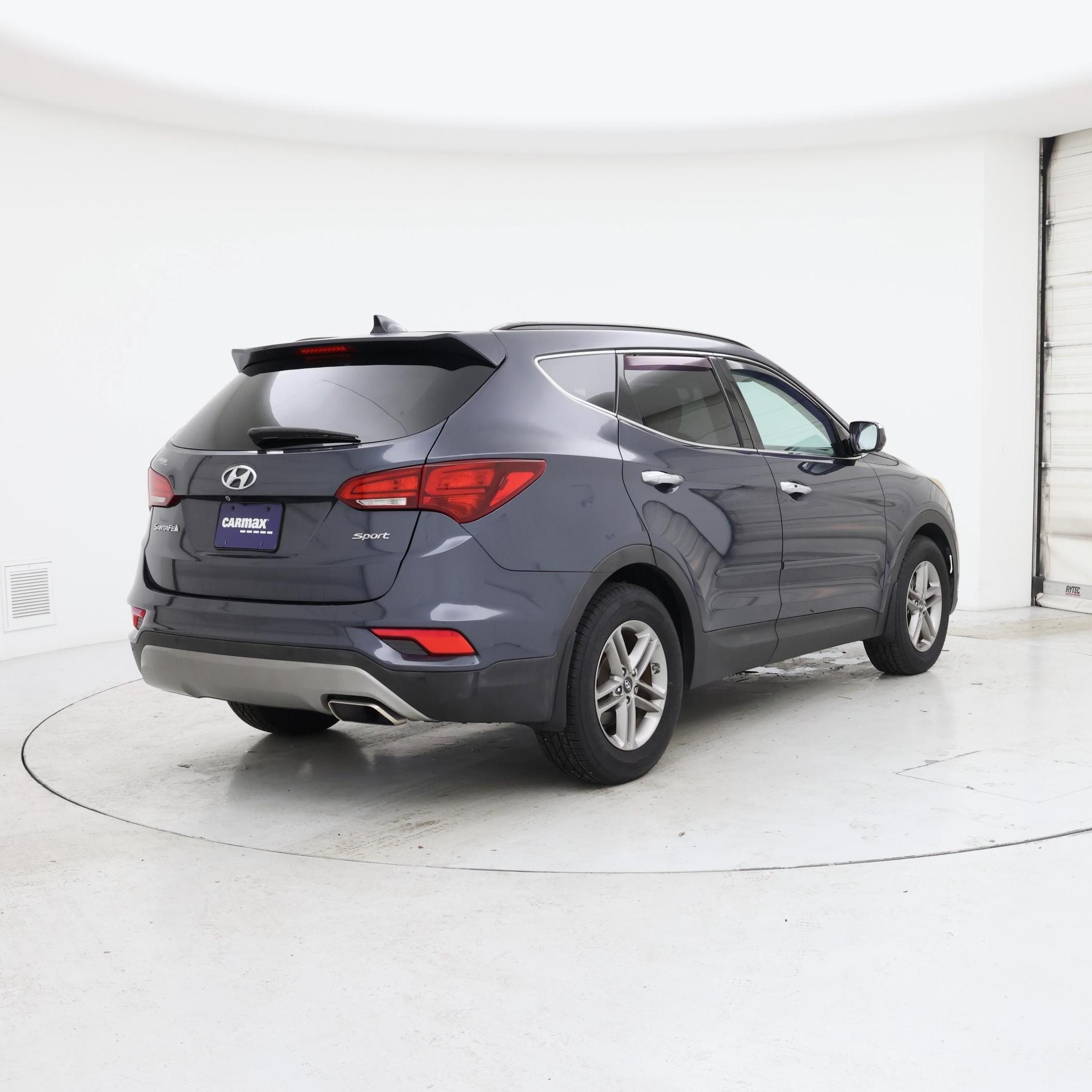 Thumbnail: 2017 Hyundai Santa Fe - 8