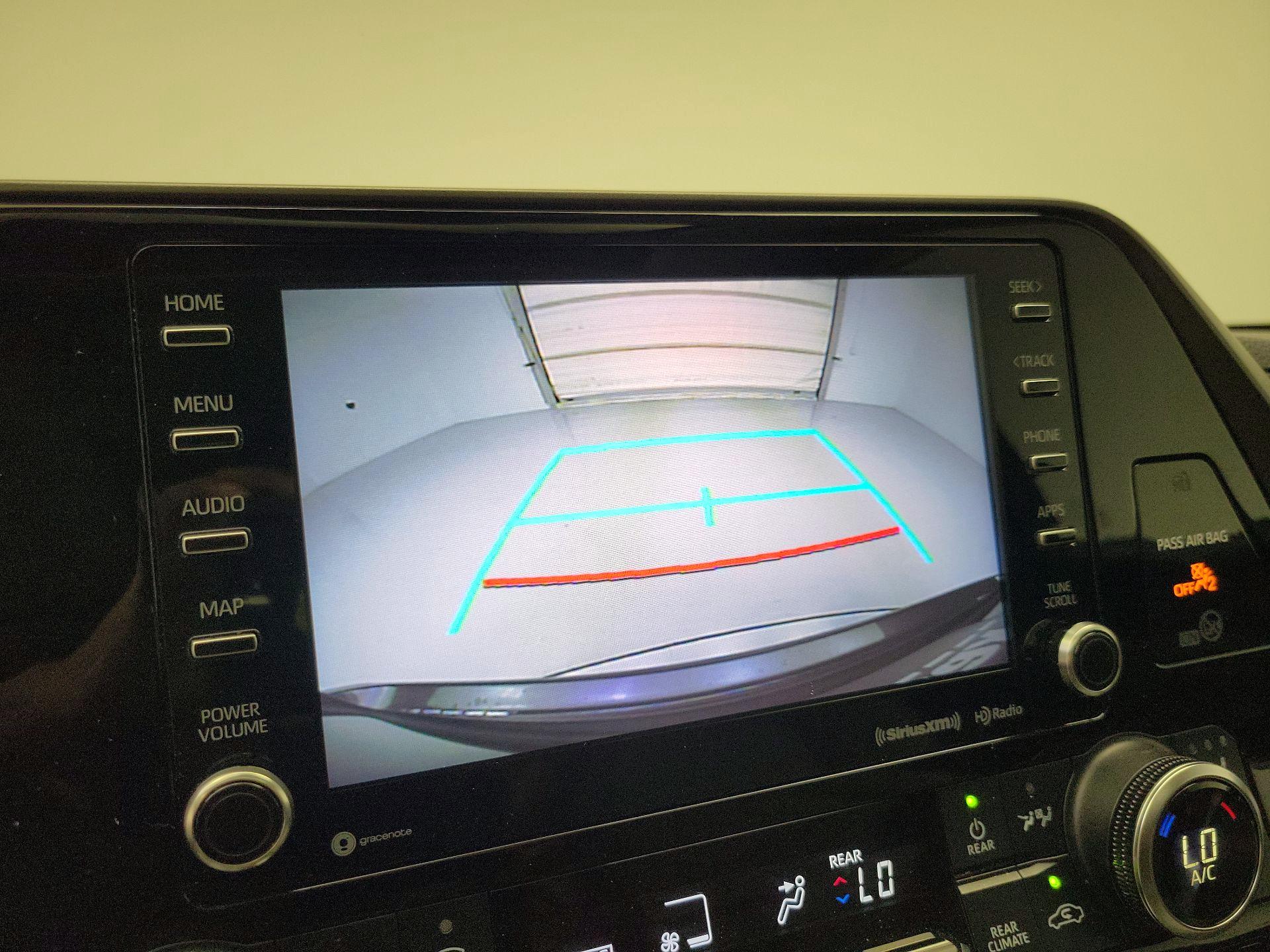 Thumbnail: 2020 Toyota Highlander - 14