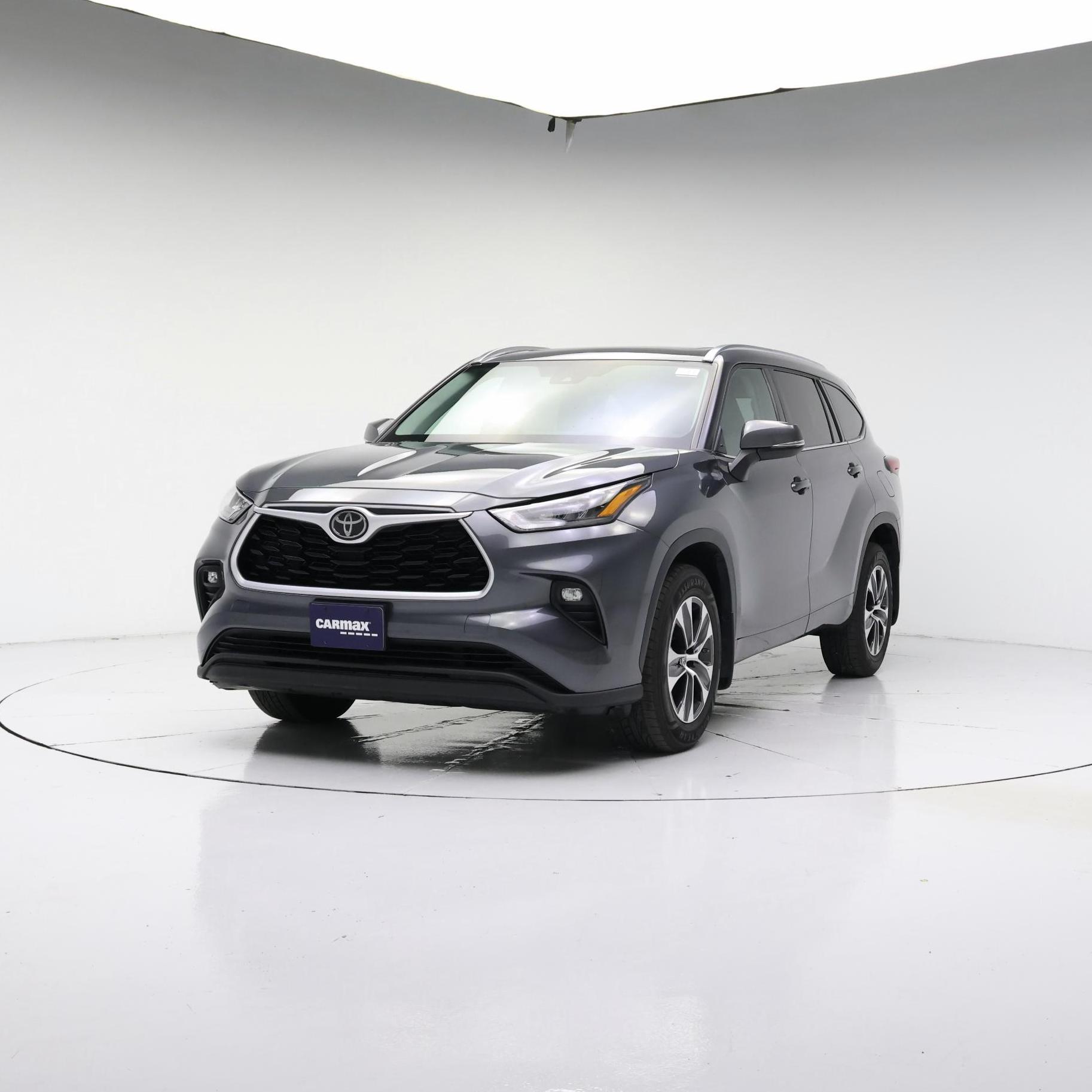 Thumbnail: 2020 Toyota Highlander - 4
