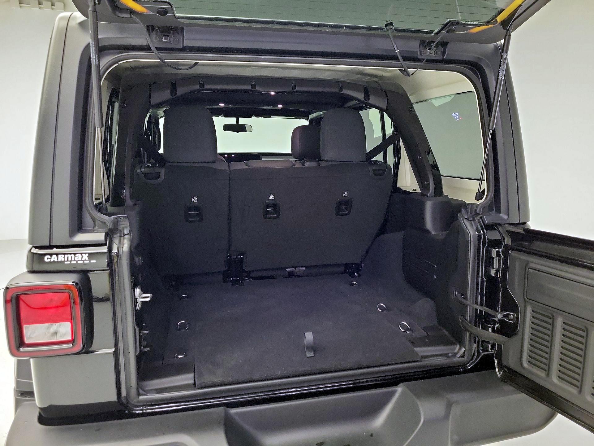 Thumbnail: 2024 Jeep Wrangler - 20