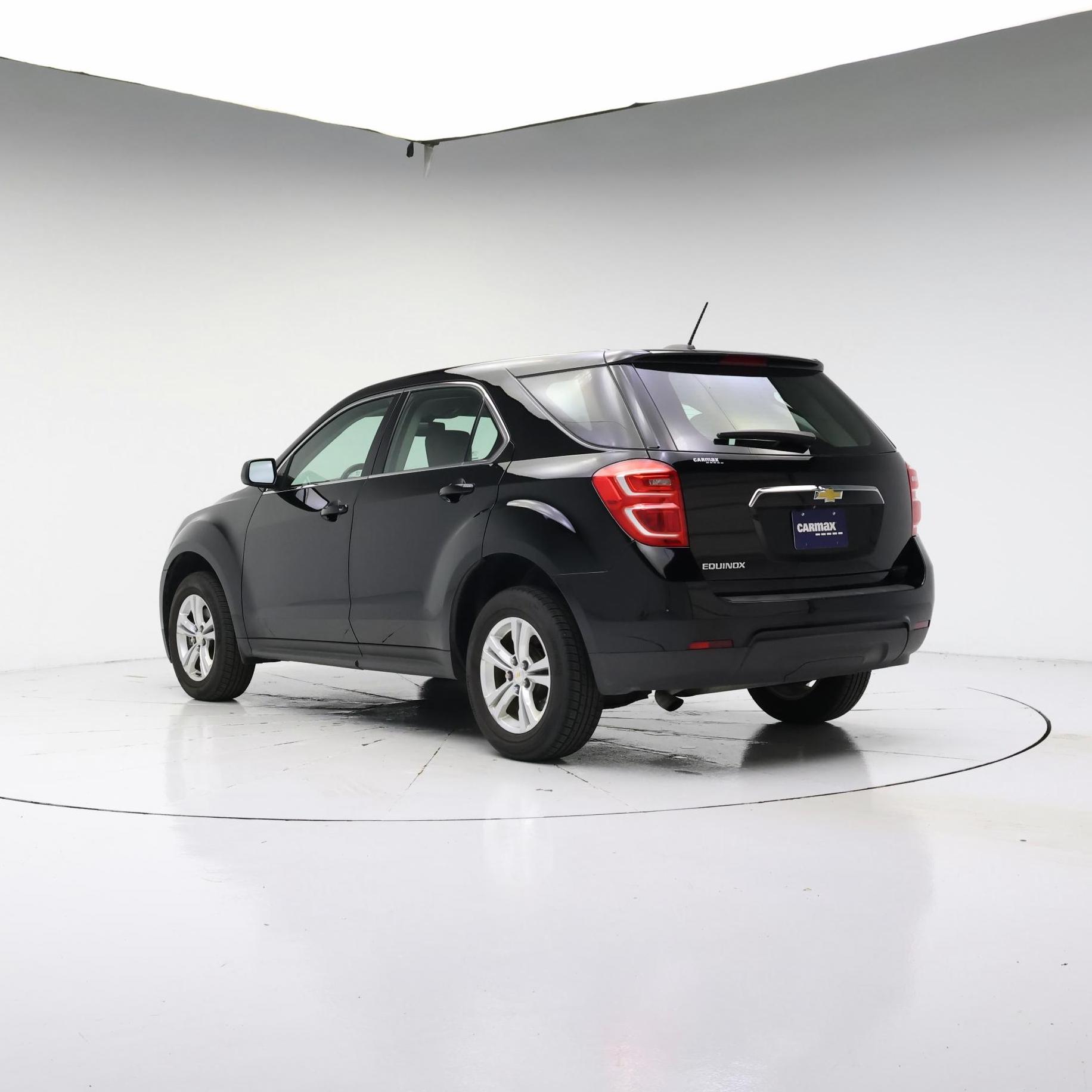 Thumbnail: 2017 Chevrolet Equinox - 2