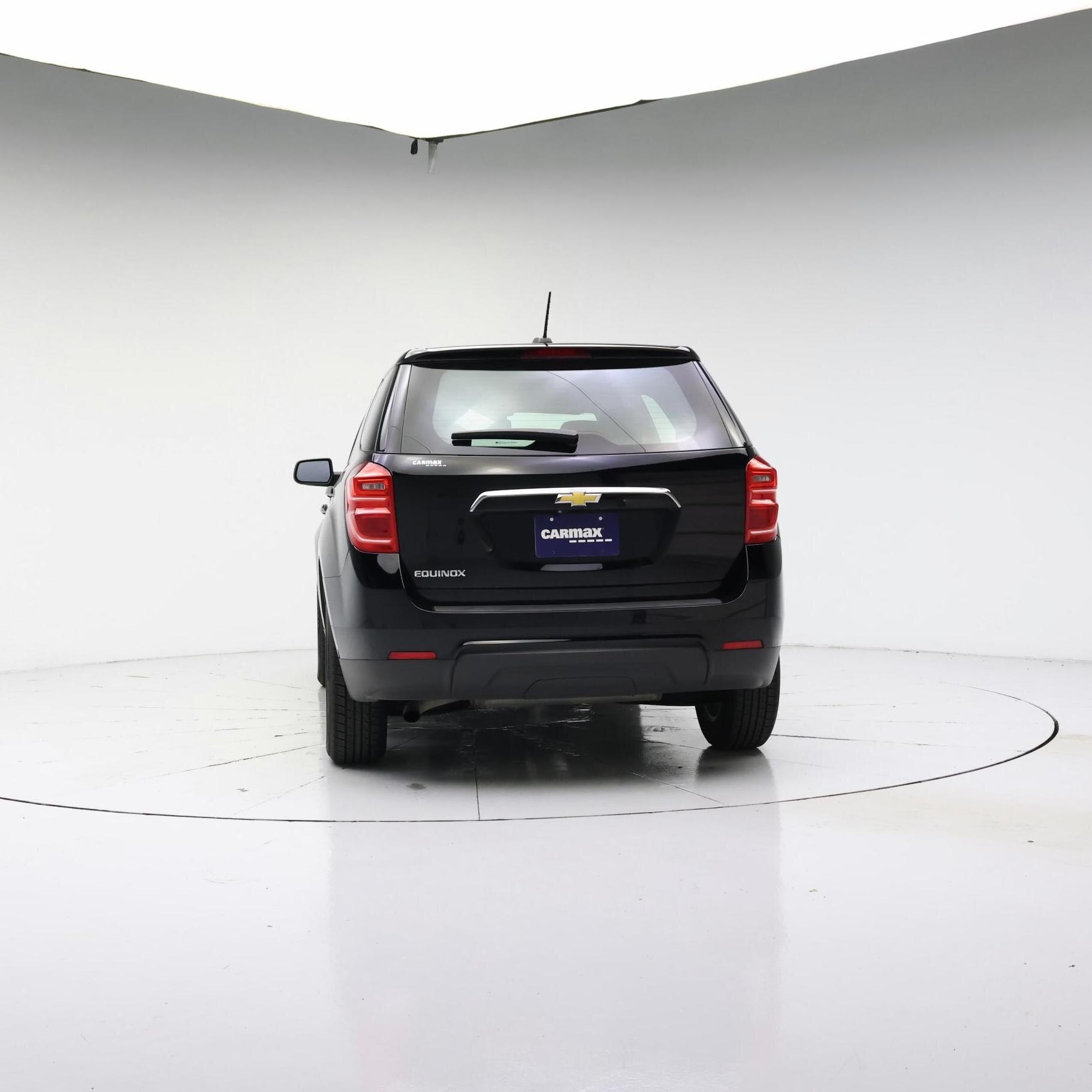 Thumbnail: 2017 Chevrolet Equinox - 6