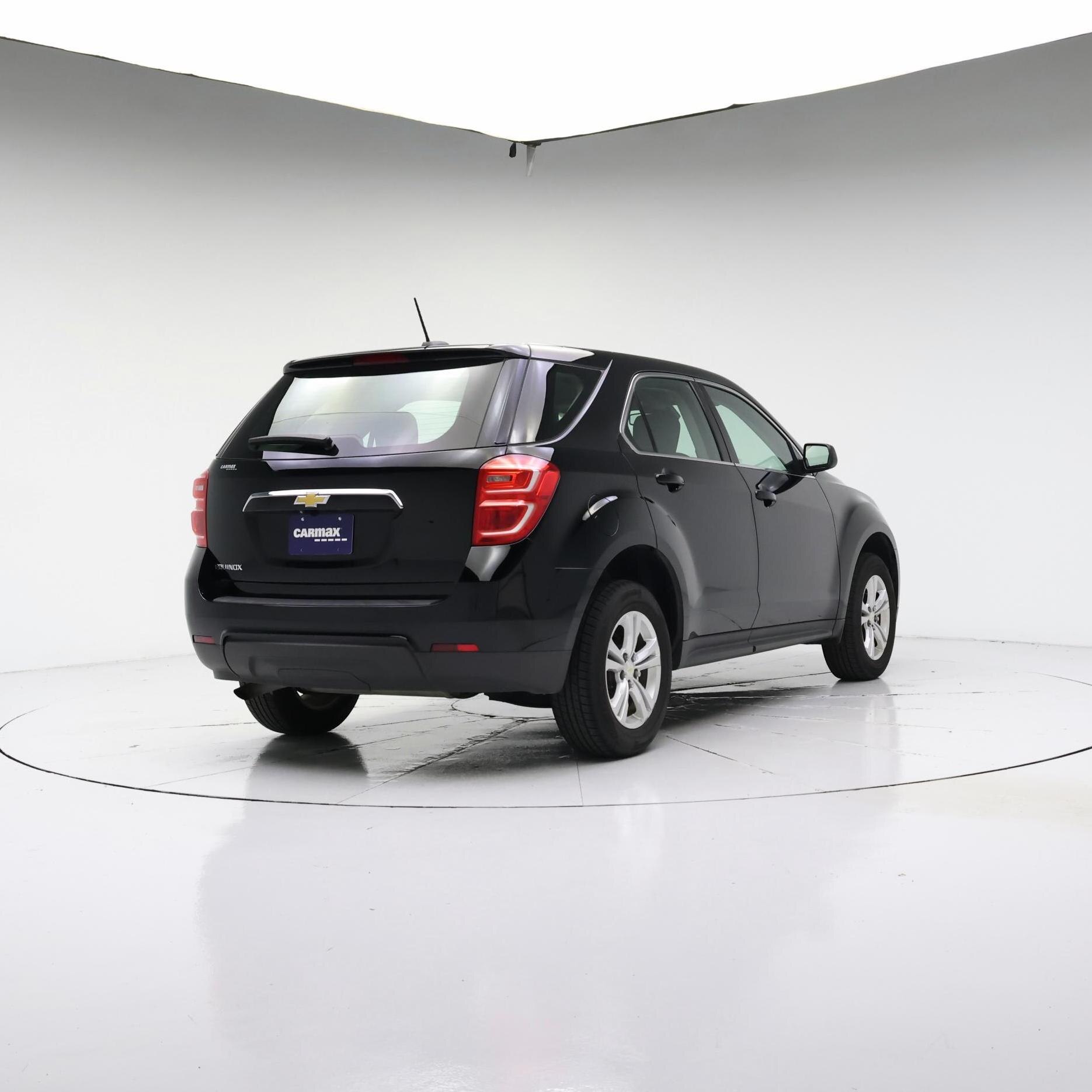 Thumbnail: 2017 Chevrolet Equinox - 8